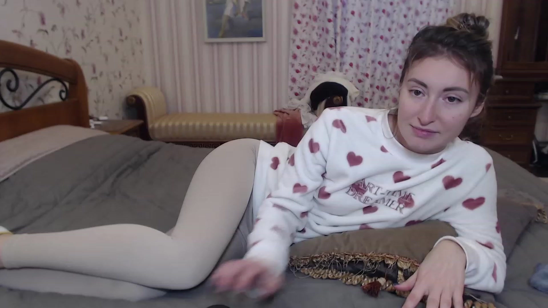 Gallery image thumbnail from Veronica_4u's myfreecams stream on, 12/07/2022, 14:00 image 14 of 20