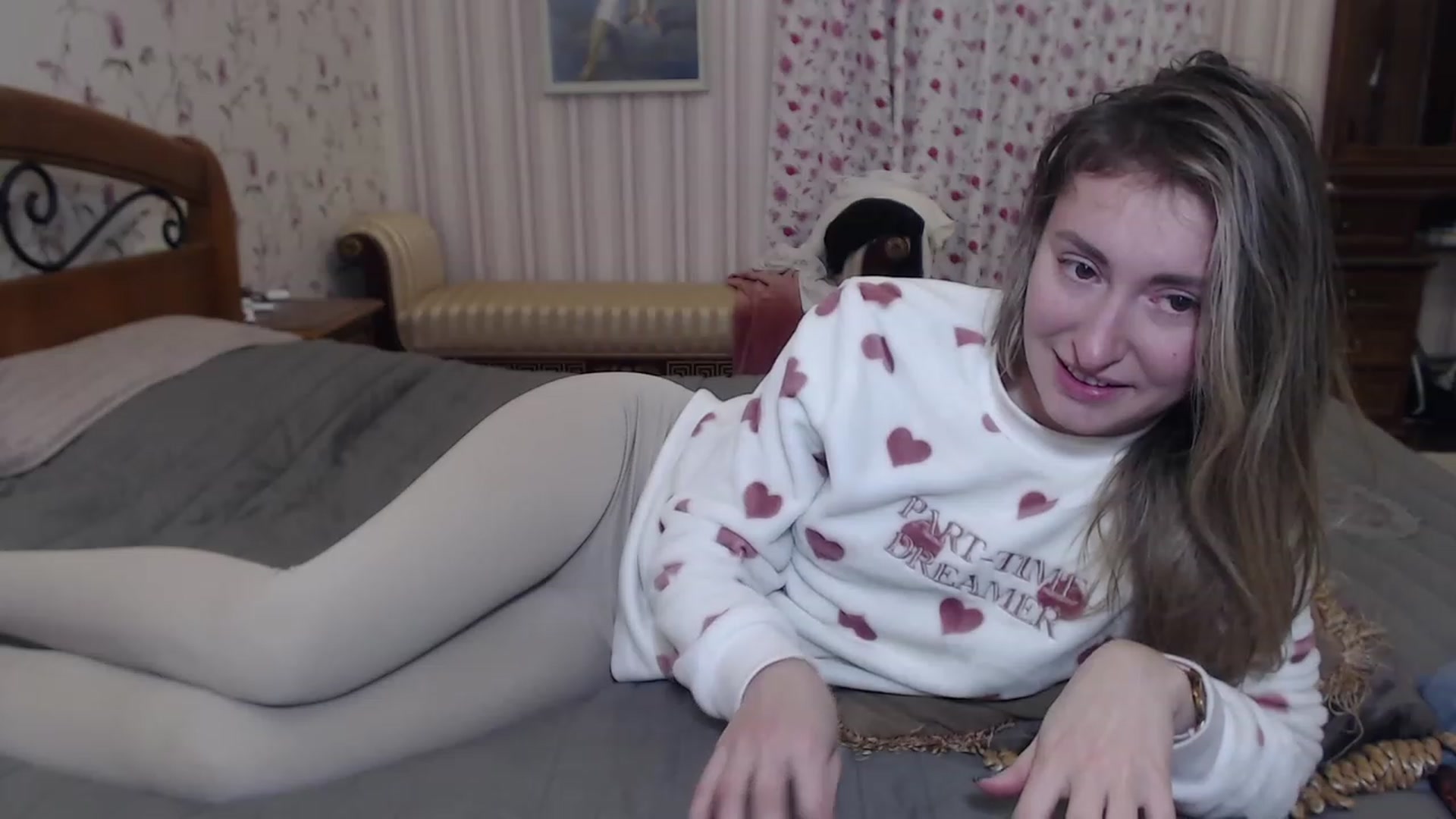 Gallery image thumbnail from Veronica_4u's myfreecams stream on, 12/07/2022, 15:05 image 15 of 20