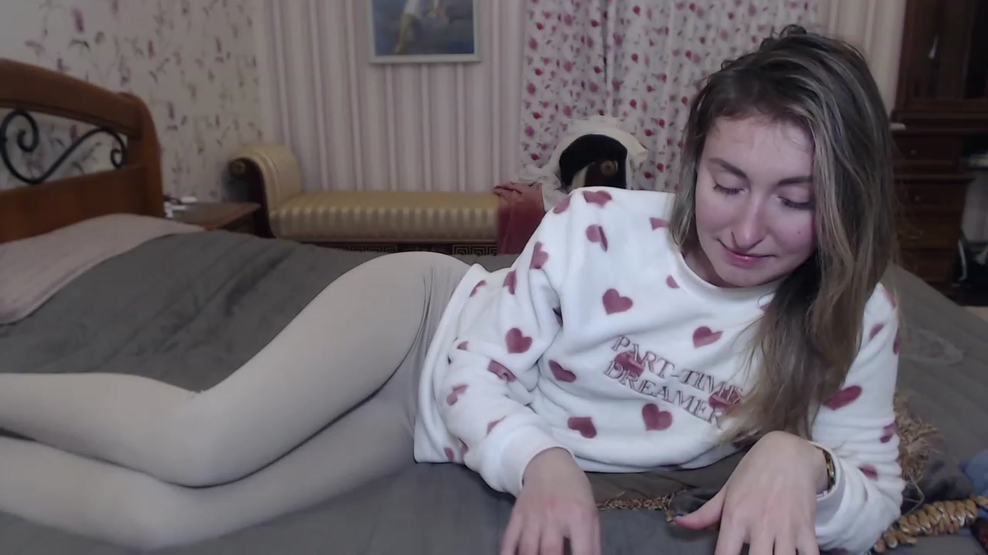 Gallery image thumbnail from Veronica_4u's myfreecams stream on, 12/07/2022, 15:05 image 14 of 20
