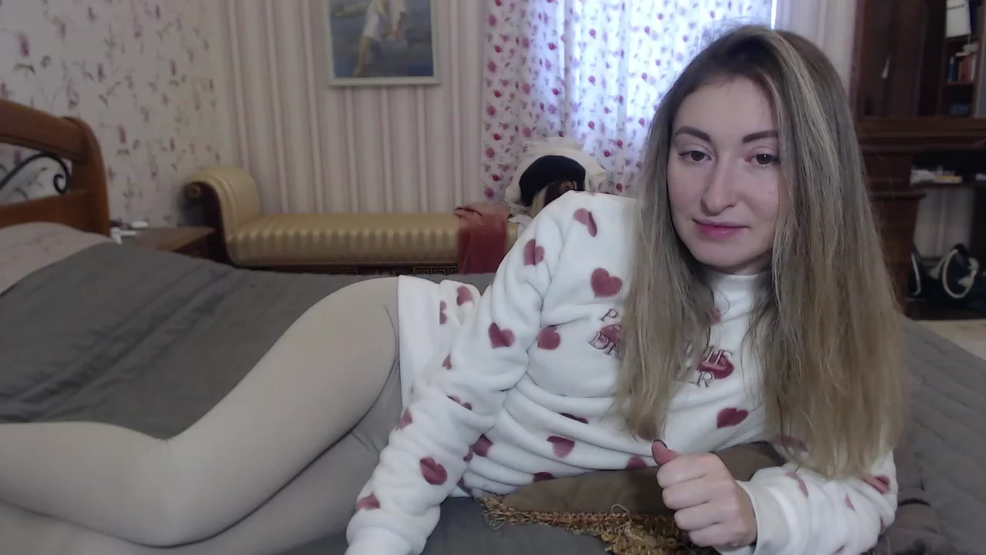 Gallery image thumbnail from Veronica_4u's myfreecams stream on, 12/08/2022, 08:10 image 11 of 20
