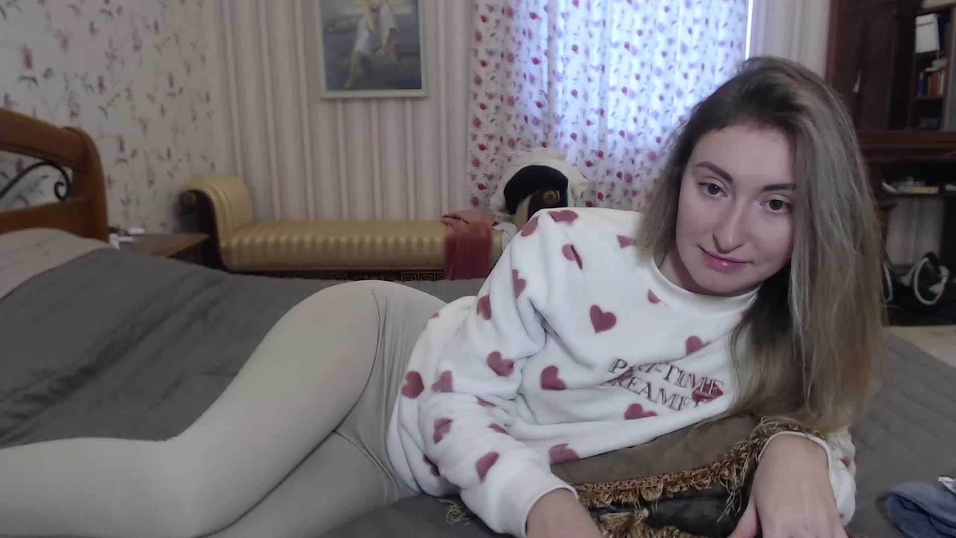 Gallery image thumbnail from Veronica_4u's myfreecams stream on, 12/08/2022, 08:44 image 13 of 20