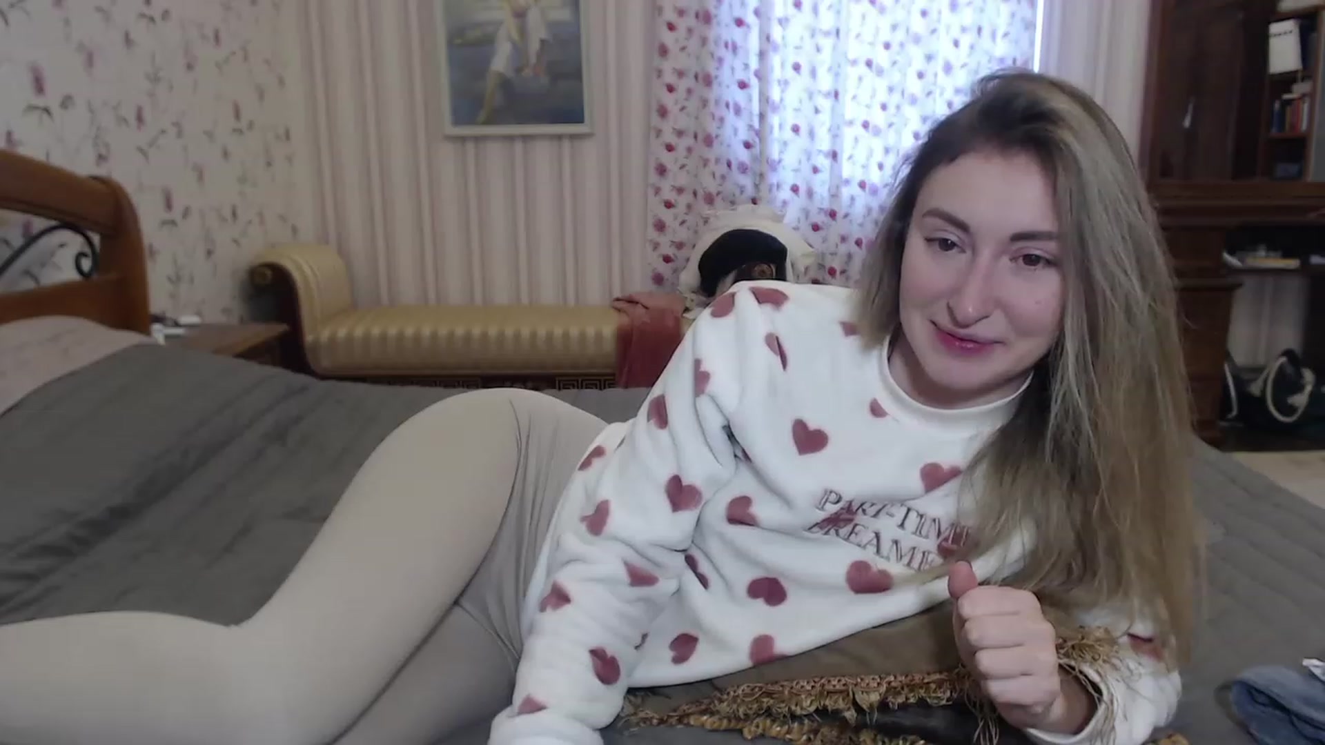 Gallery image thumbnail from Veronica_4u's myfreecams stream on, 12/08/2022, 08:44 image 6 of 20