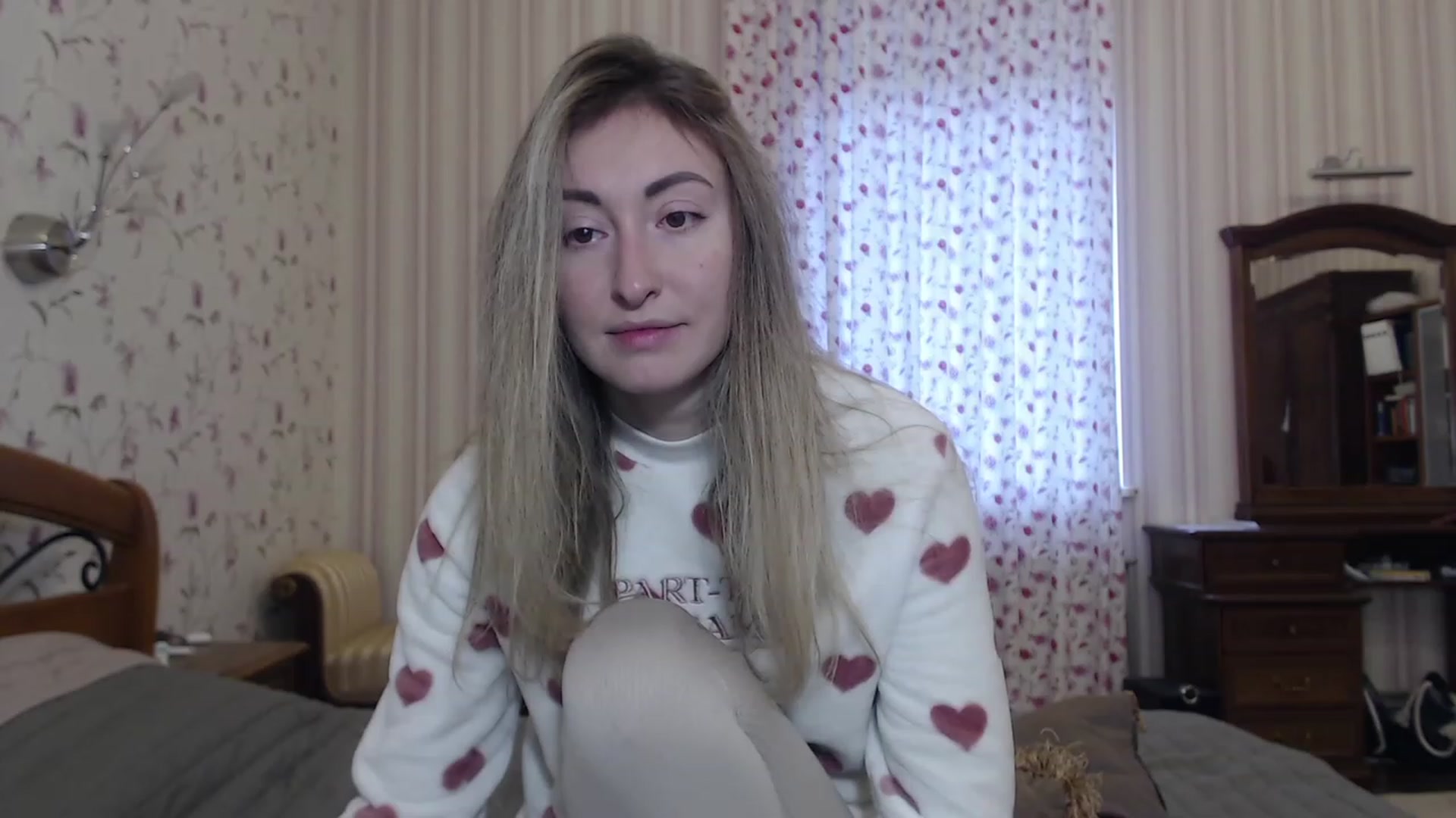 Gallery image thumbnail from Veronica_4u's myfreecams stream on, 12/08/2022, 08:44 image 20 of 20