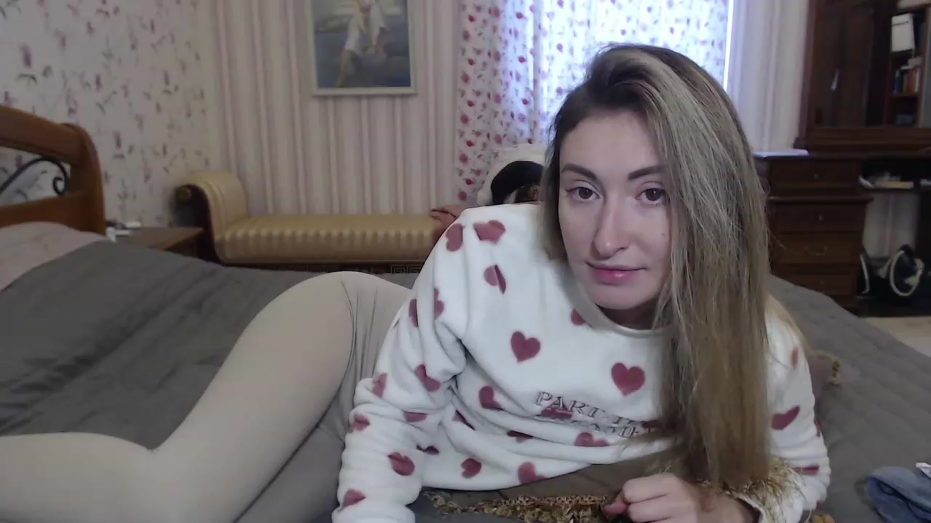 Gallery image thumbnail from Veronica_4u's myfreecams stream on, 12/08/2022, 08:44 image 2 of 20