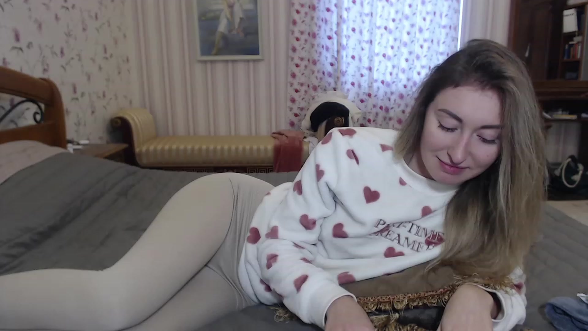 Gallery image thumbnail from Veronica_4u's myfreecams stream on, 12/08/2022, 08:44 image 12 of 20