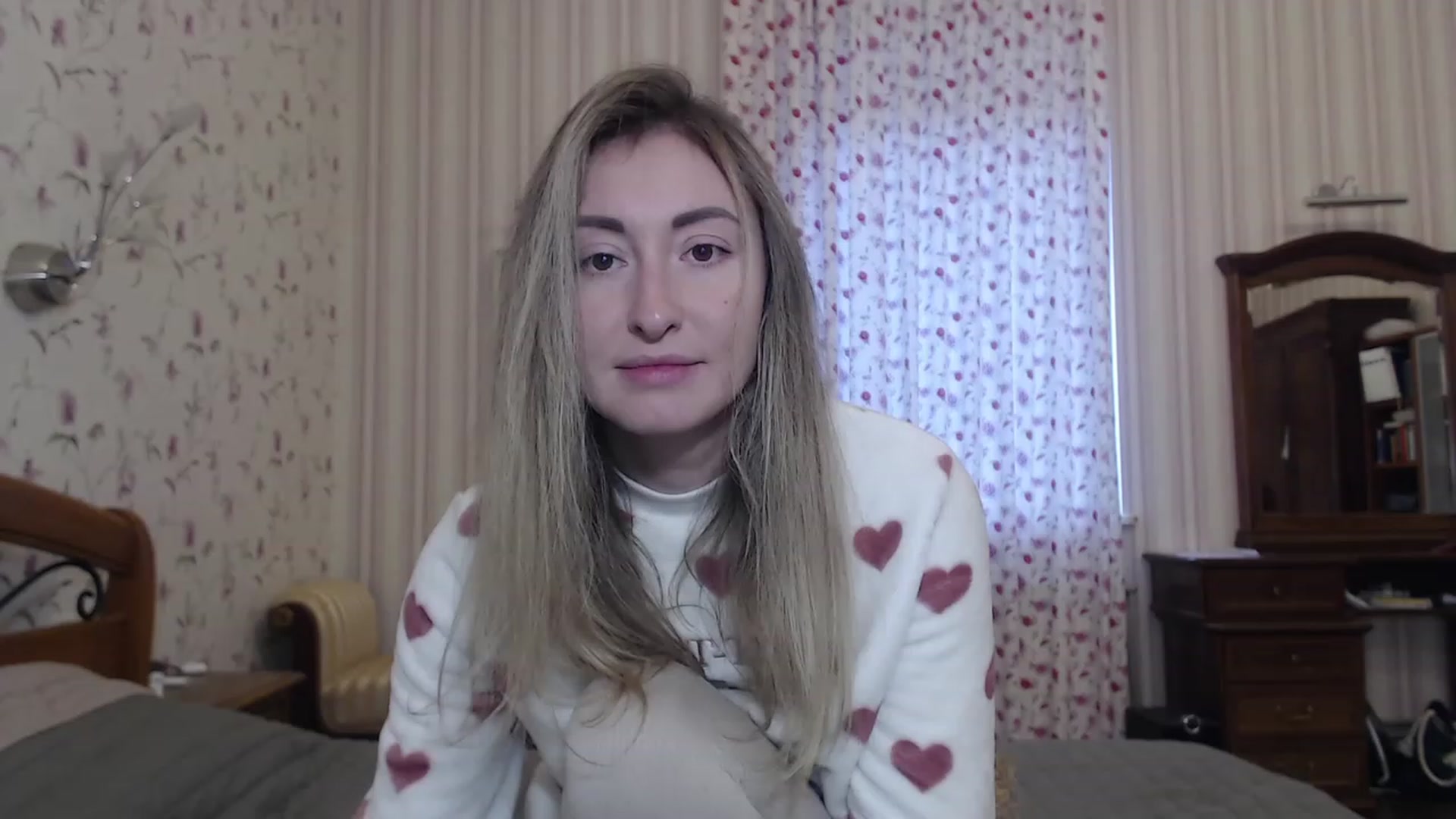 Gallery image thumbnail from Veronica_4u's myfreecams stream on, 12/08/2022, 09:06 image 15 of 20