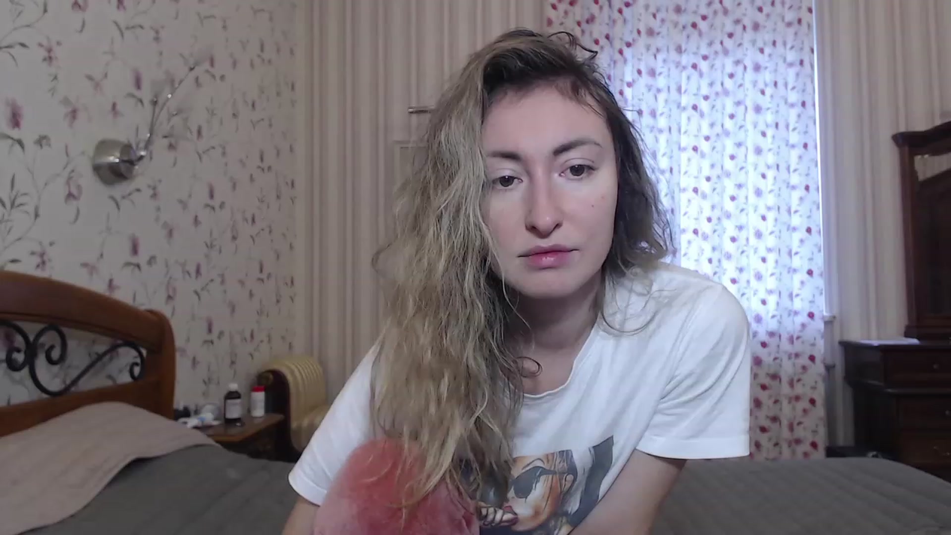 Gallery image thumbnail from Veronica_4u's myfreecams stream on, 12/12/2022, 08:32 image 2 of 20