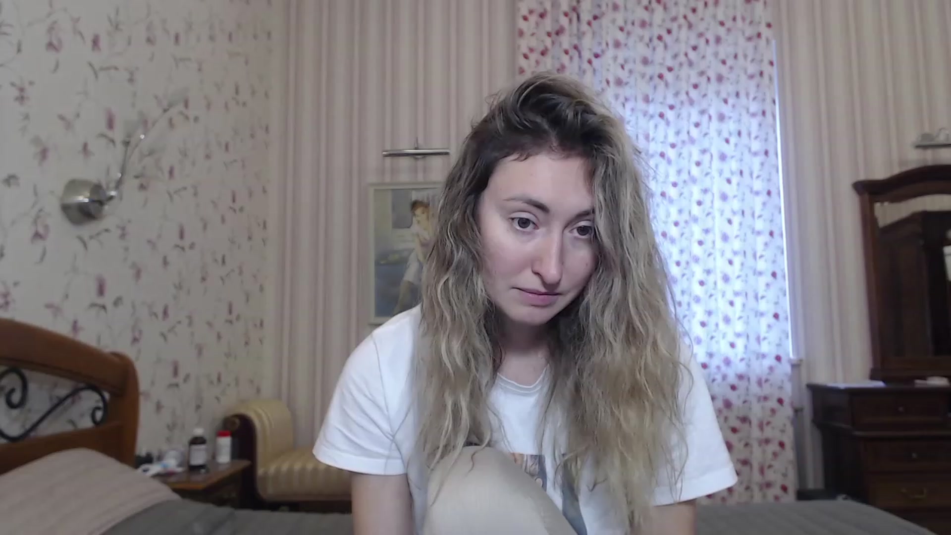 Gallery image thumbnail from Veronica_4u's myfreecams stream on, 12/12/2022, 08:56 image 18 of 20