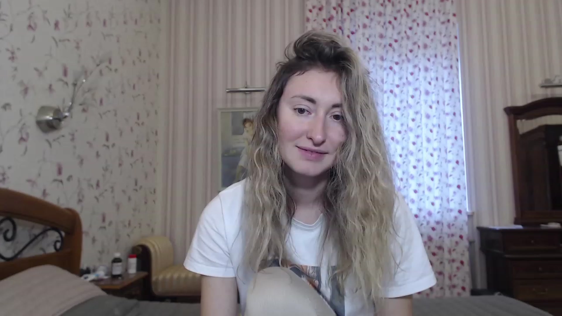 Gallery image thumbnail from Veronica_4u's myfreecams stream on, 12/12/2022, 08:56 image 20 of 20