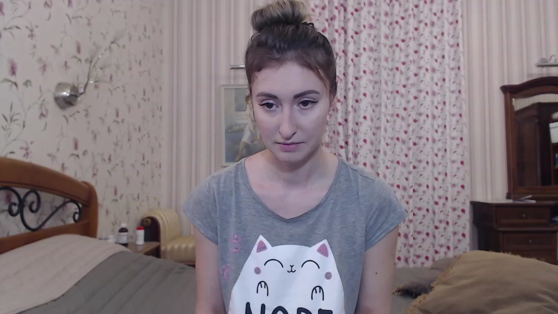 Gallery image thumbnail from Veronica_4u's myfreecams stream on, 12/20/2022, 17:30 image 3 of 20