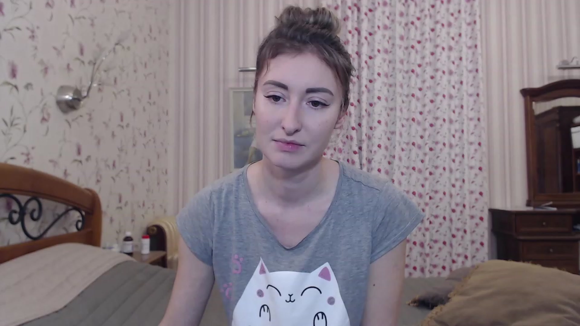 Gallery image thumbnail from Veronica_4u's myfreecams stream on, 12/20/2022, 17:30 image 15 of 20