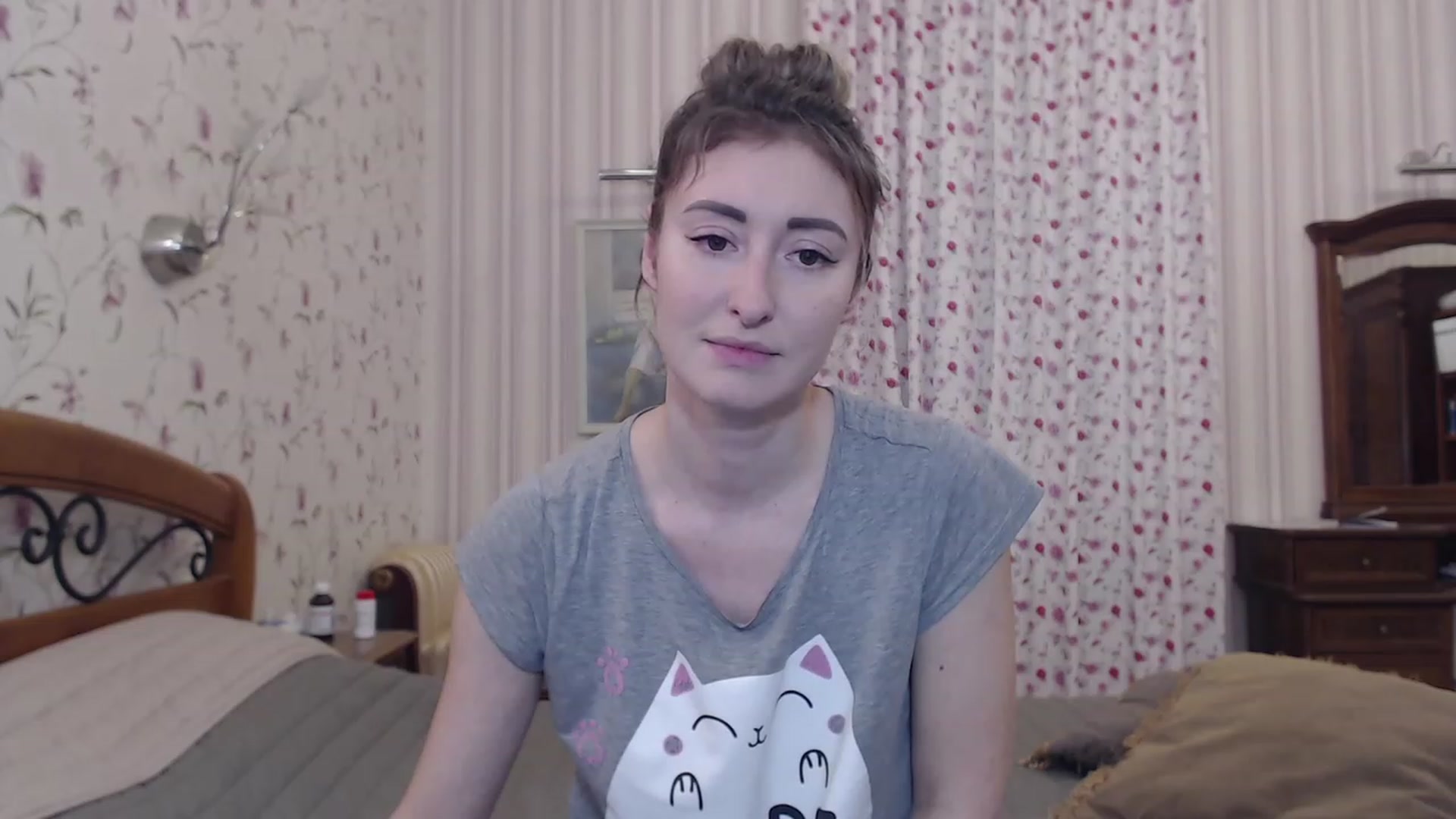 Gallery image thumbnail from Veronica_4u's myfreecams stream on, 12/20/2022, 17:30 image 18 of 20