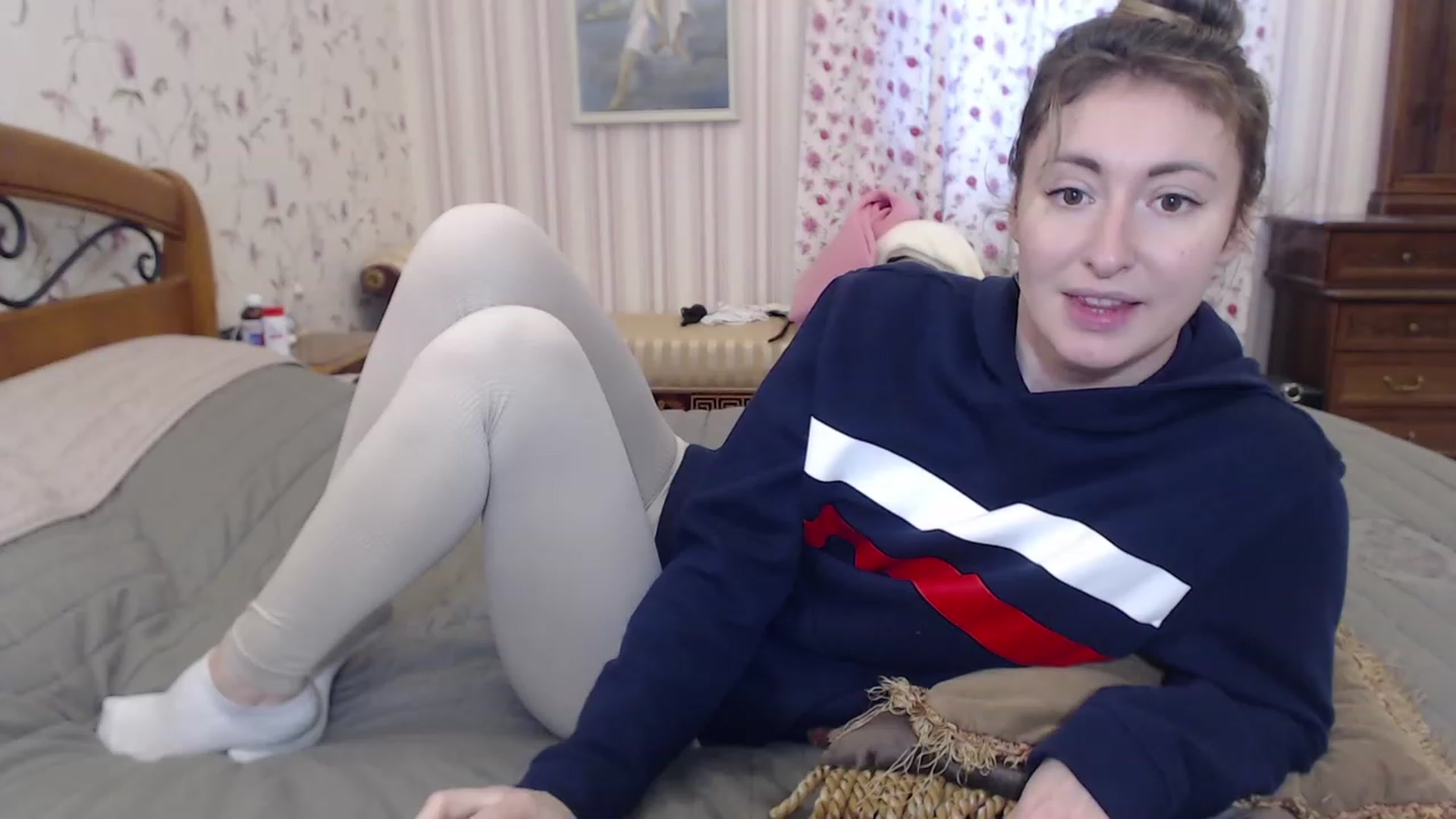 Gallery image thumbnail from Veronica_4u's myfreecams stream on, 12/24/2022, 09:34 image 13 of 20