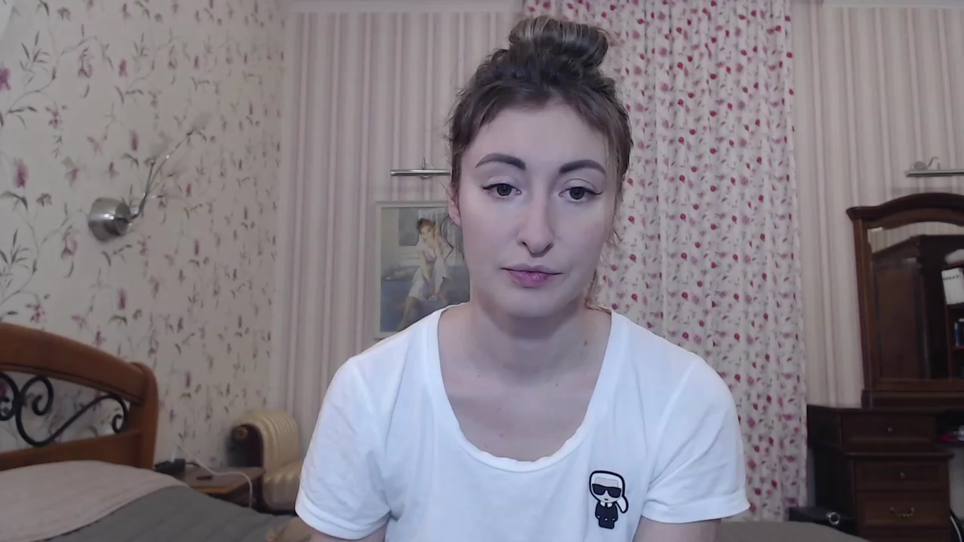 Gallery image thumbnail from Veronica_4u's myfreecams stream on, 12/26/2022, 17:07 image 1 of 20