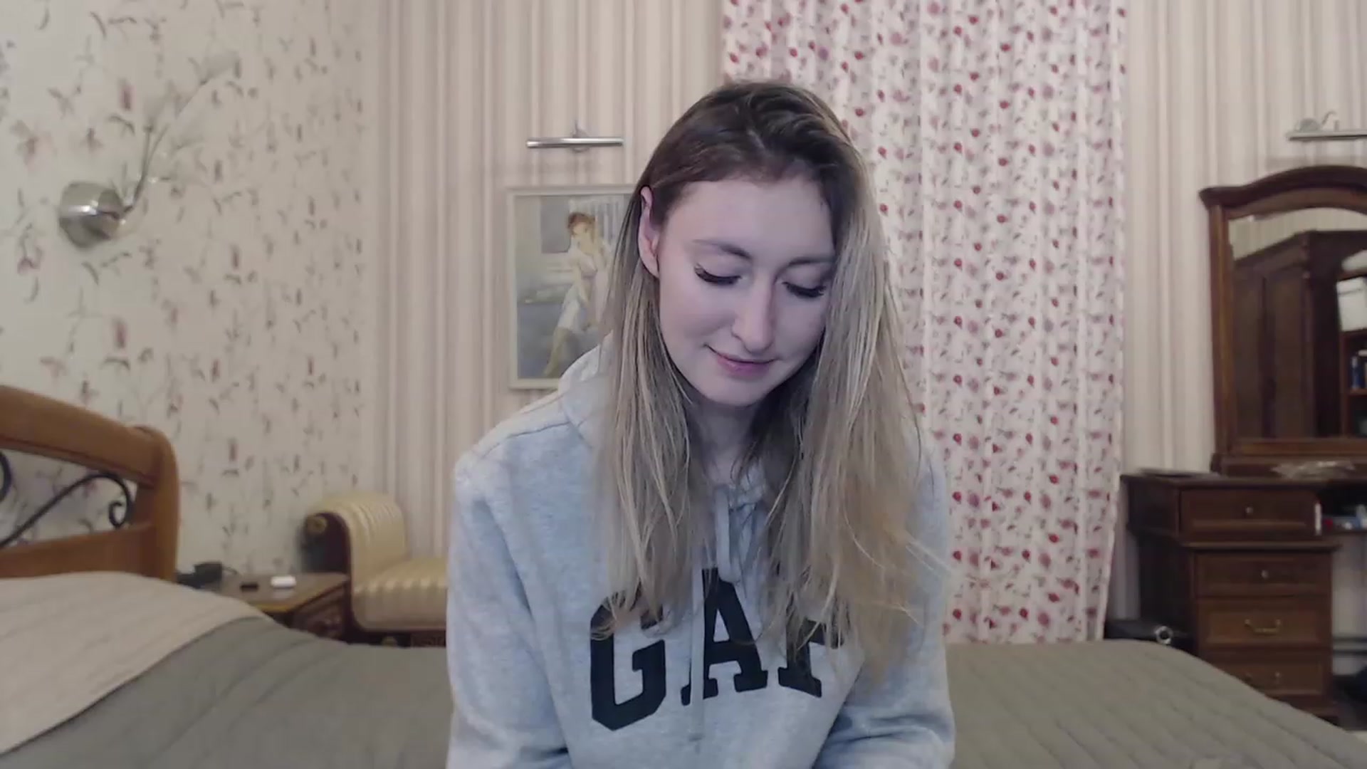 Gallery image thumbnail from Veronica_4u's myfreecams stream on, 01/09/2023, 16:44 image 6 of 20