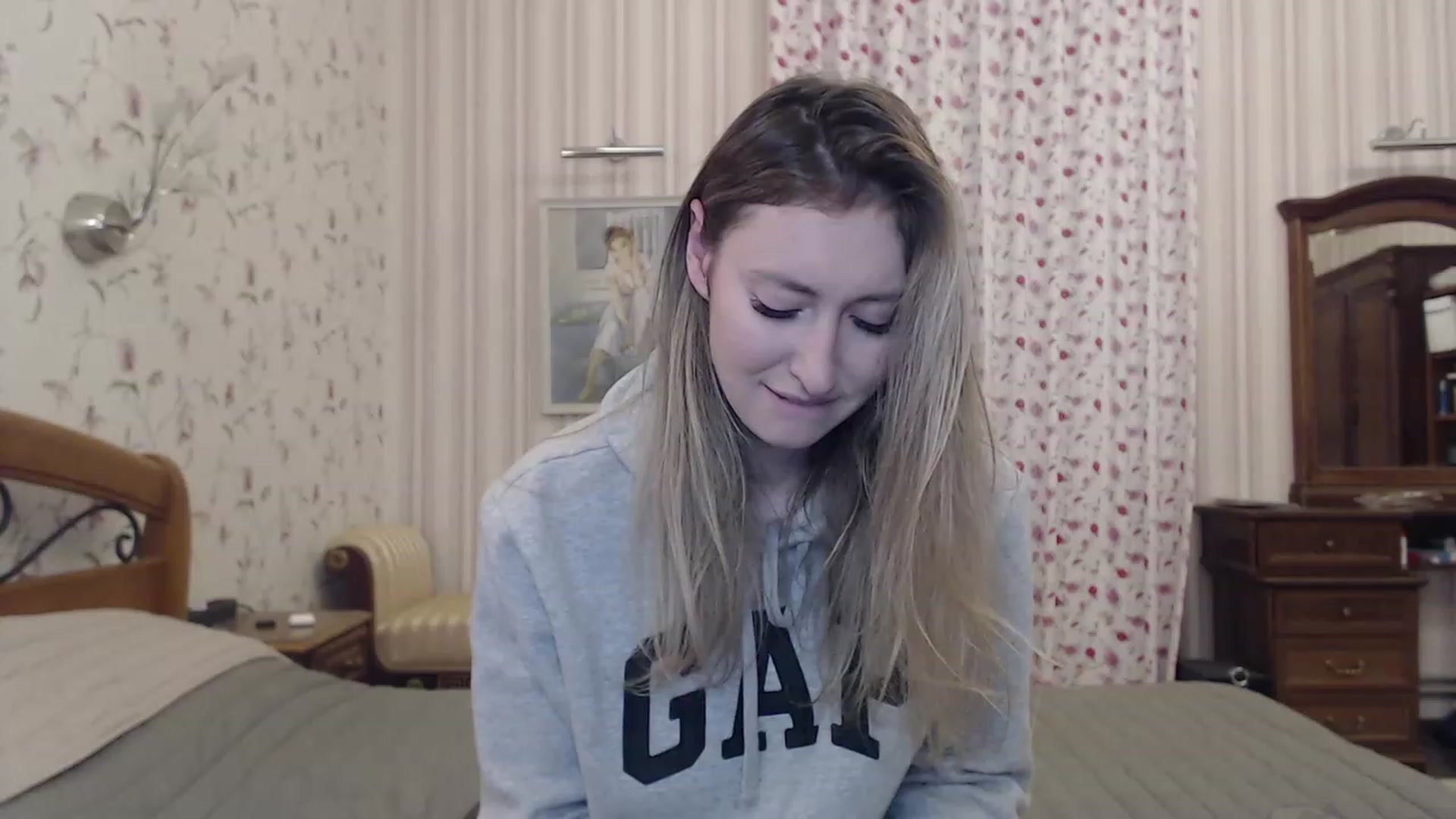 Gallery image thumbnail from Veronica_4u's myfreecams stream on, 01/09/2023, 16:44 image 5 of 20