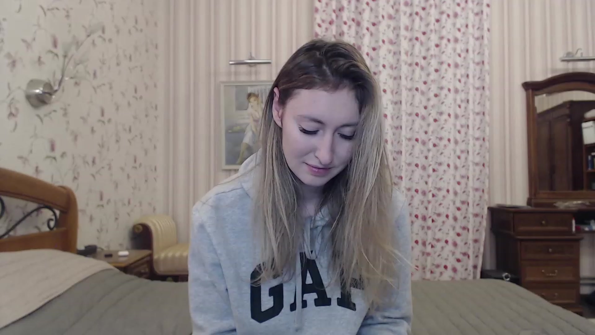 Gallery image thumbnail from Veronica_4u's myfreecams stream on, 01/09/2023, 16:44 image 4 of 20