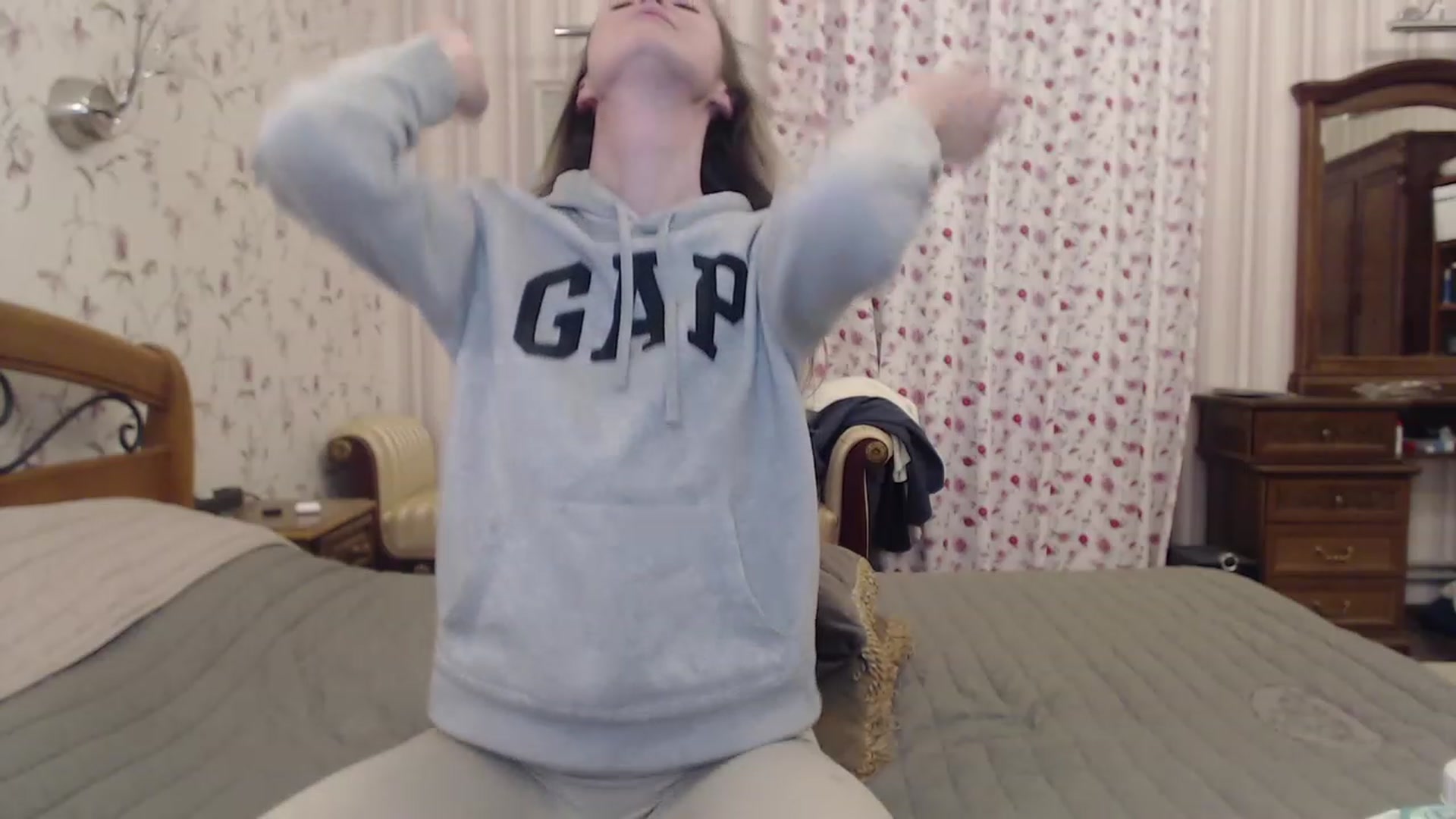 Gallery image thumbnail from Veronica_4u's myfreecams stream on, 01/09/2023, 16:44 image 10 of 20