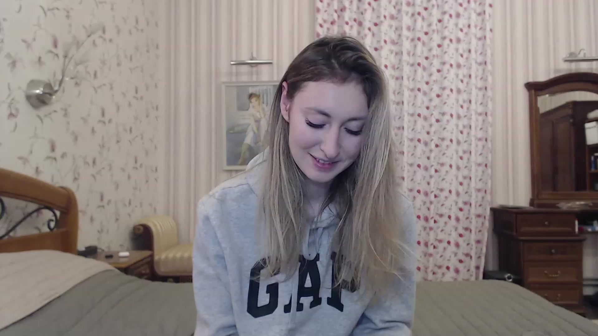 Gallery image thumbnail from Veronica_4u's myfreecams stream on, 01/09/2023, 16:44 image 2 of 20