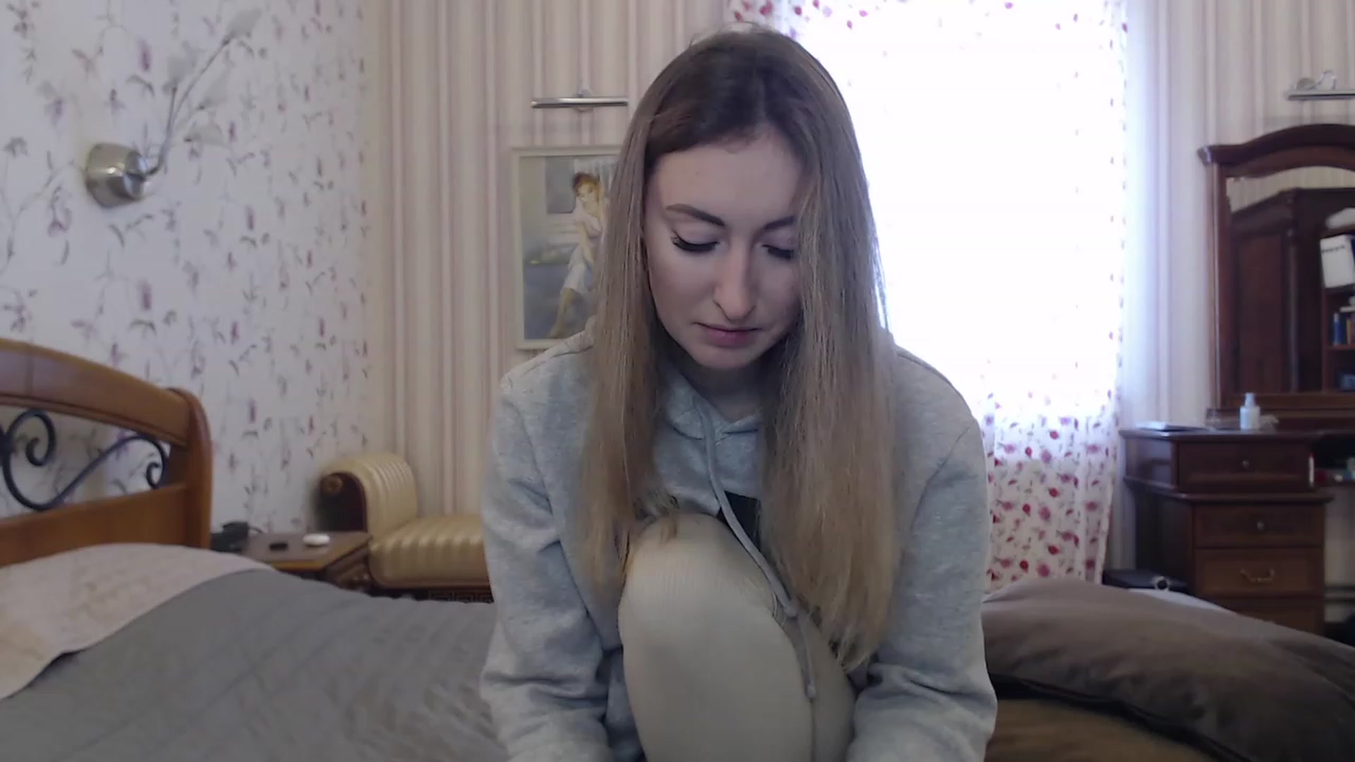 Gallery image thumbnail from Veronica_4u's myfreecams stream on, 01/10/2023, 09:48 image 6 of 20