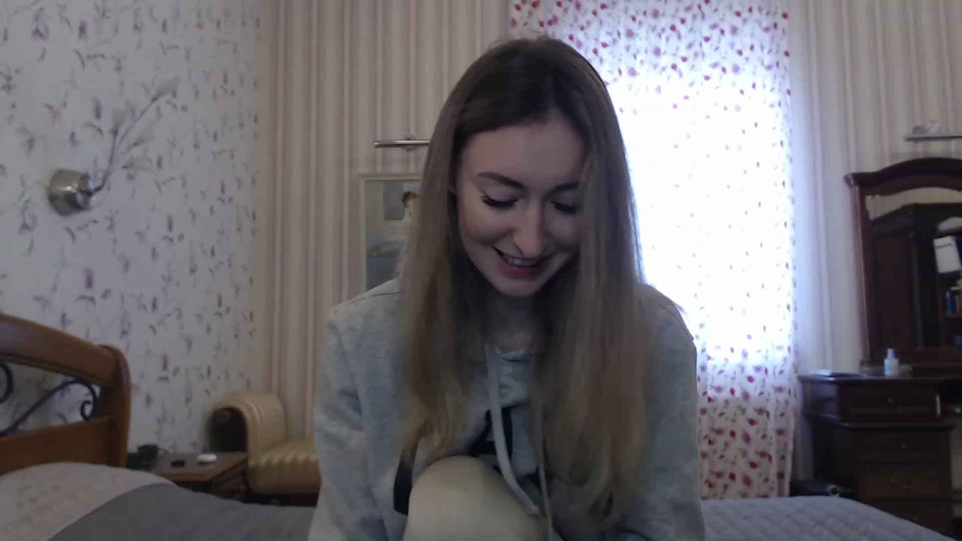 Gallery image thumbnail from Veronica_4u's myfreecams stream on, 01/10/2023, 09:48 image 20 of 20