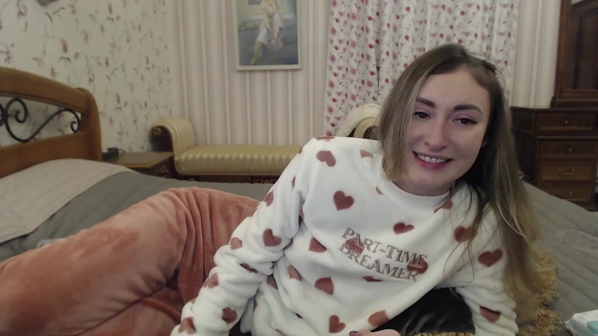Gallery image thumbnail from Veronica_4u's myfreecams stream on, 01/12/2023, 16:45 image 14 of 20