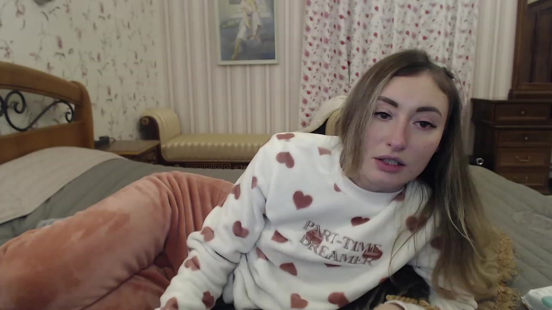 Gallery image thumbnail from Veronica_4u's myfreecams stream on, 01/12/2023, 16:45 image 13 of 20