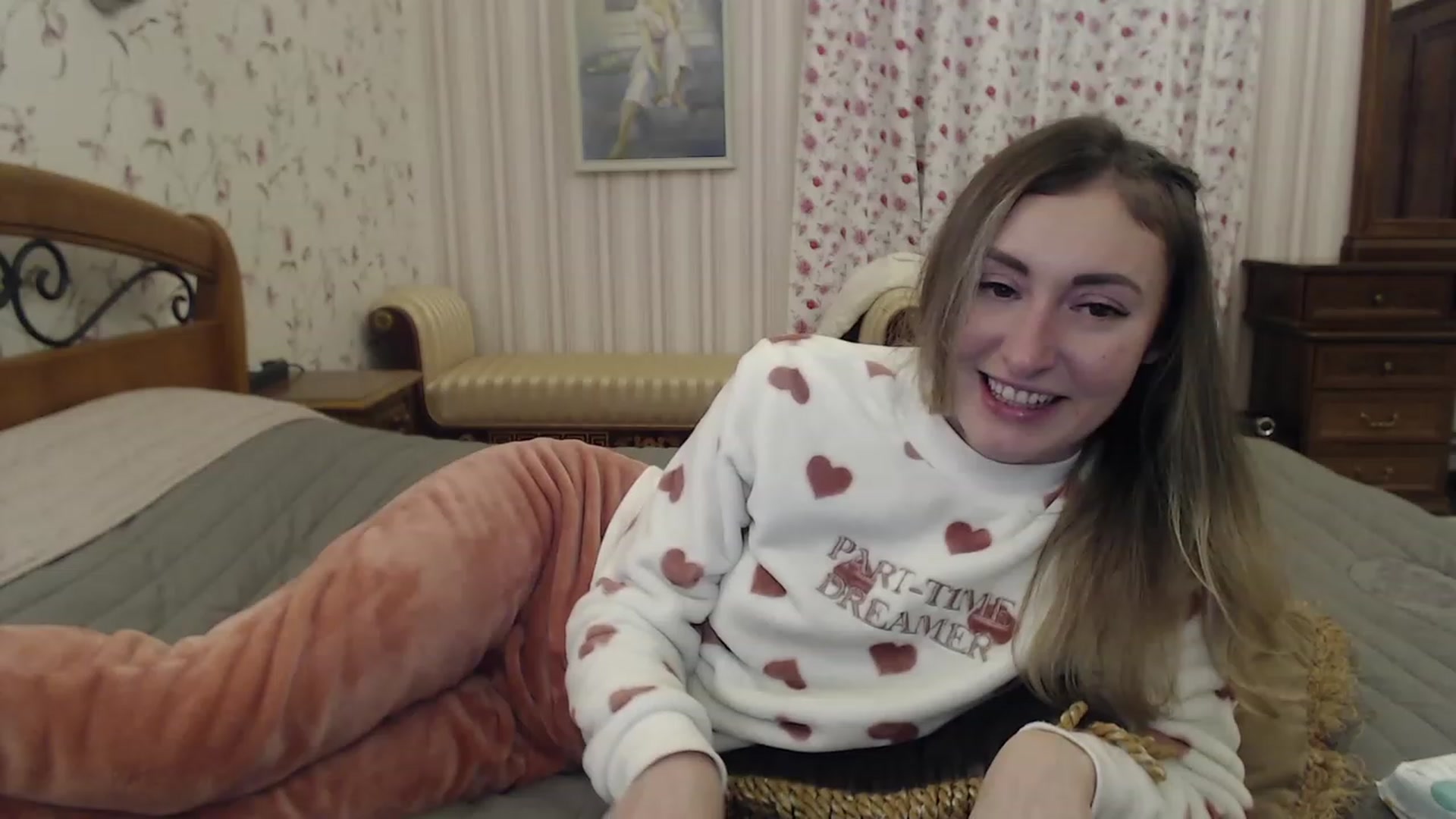 Gallery image thumbnail from Veronica_4u's myfreecams stream on, 01/12/2023, 16:45 image 11 of 20