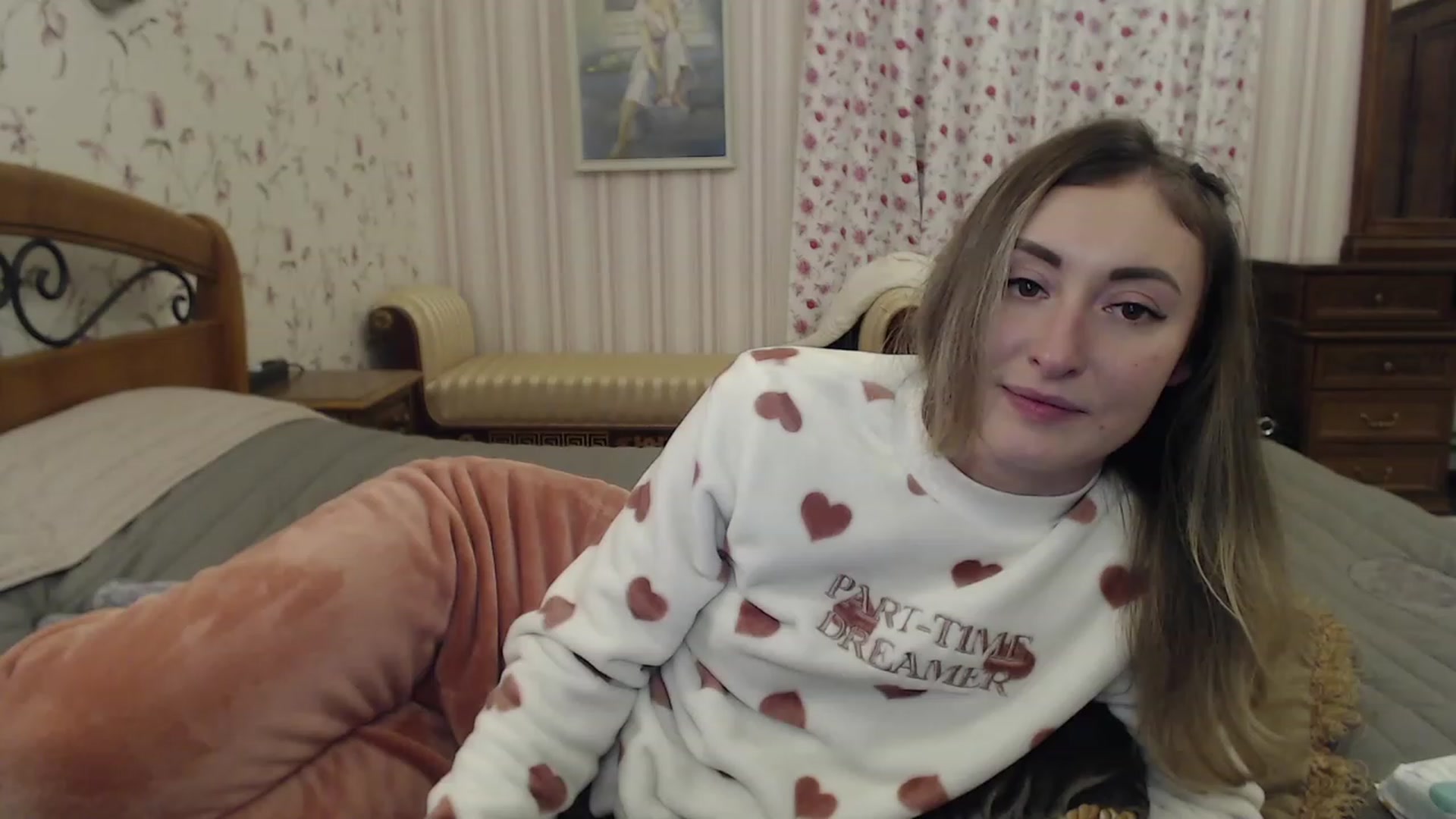 Gallery image thumbnail from Veronica_4u's myfreecams stream on, 01/12/2023, 16:45 image 15 of 20