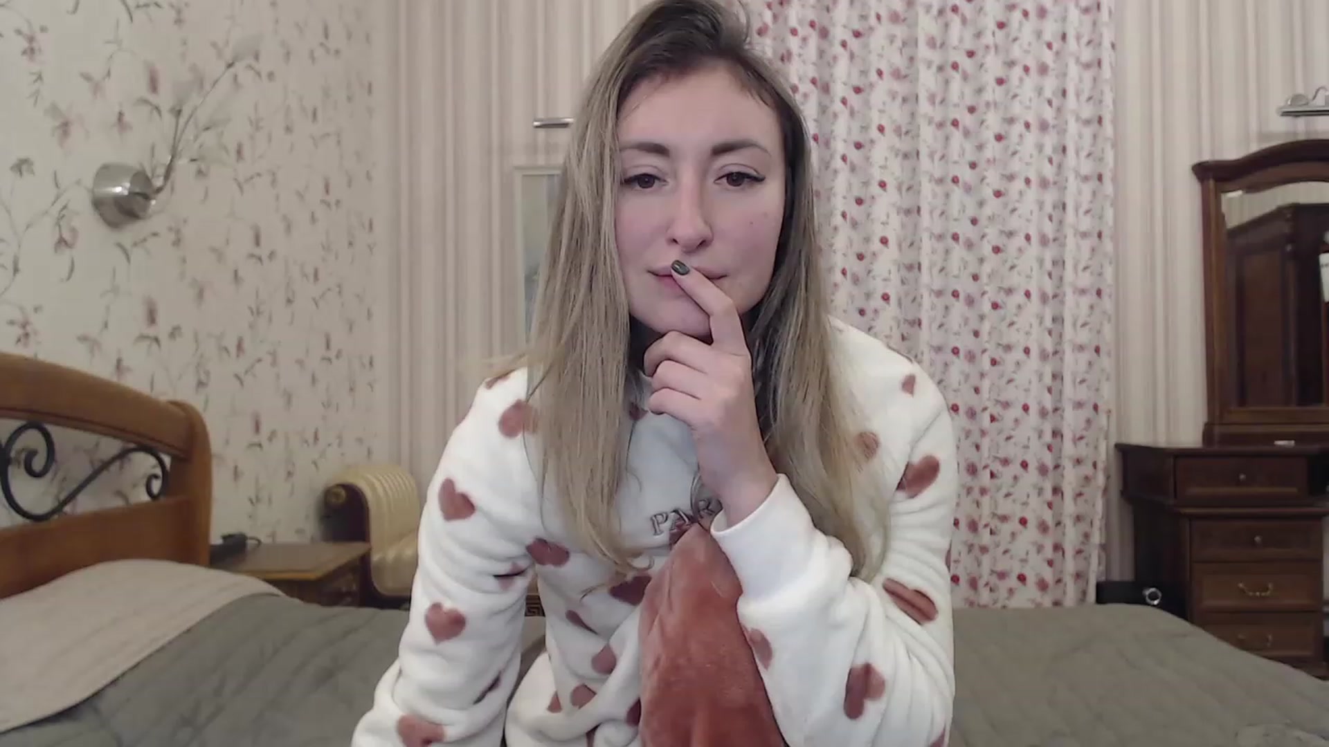 Gallery image thumbnail from Veronica_4u's myfreecams stream on, 01/13/2023, 17:43 image 2 of 20