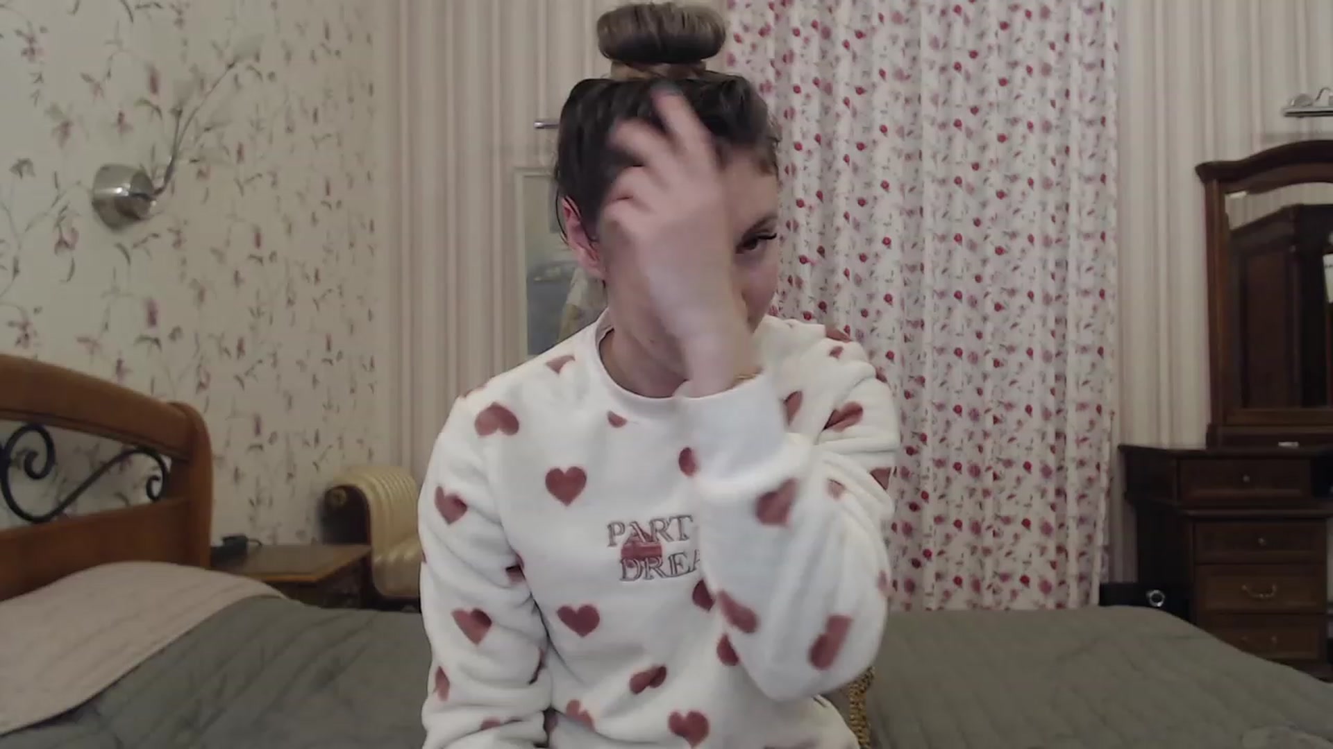 Gallery image thumbnail from Veronica_4u's myfreecams stream on, 01/13/2023, 17:43 image 4 of 20