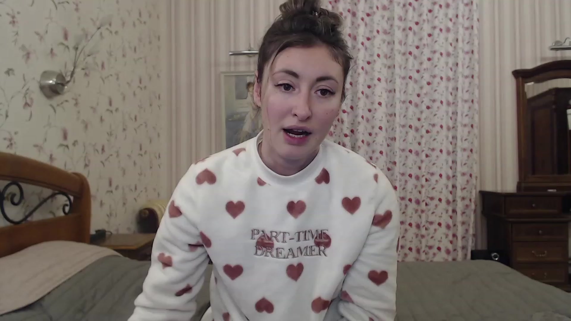 Gallery image thumbnail from Veronica_4u's myfreecams stream on, 01/13/2023, 17:43 image 5 of 20