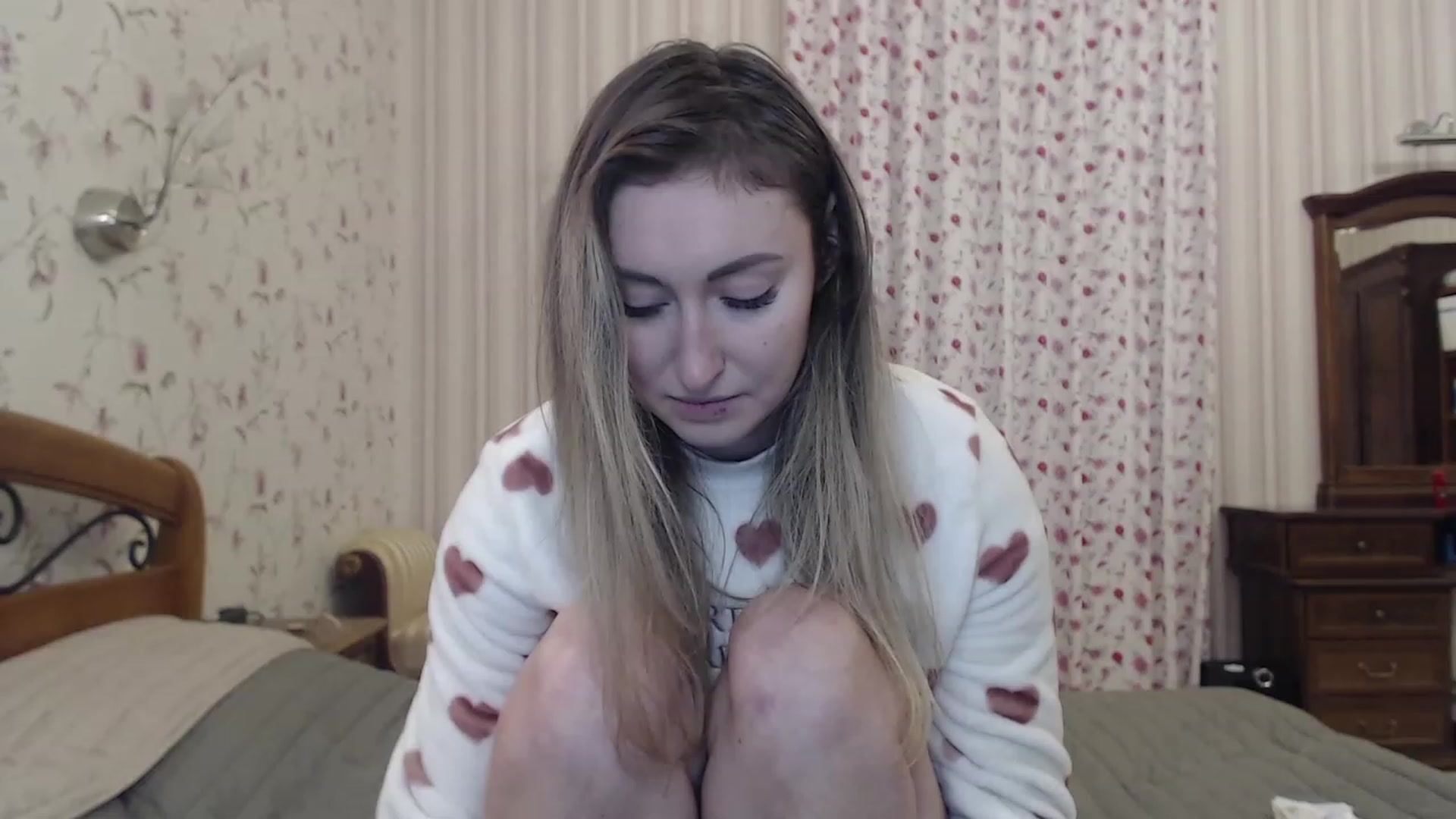Gallery image thumbnail from Veronica_4u's myfreecams stream on, 01/16/2023, 17:13 image 7 of 20