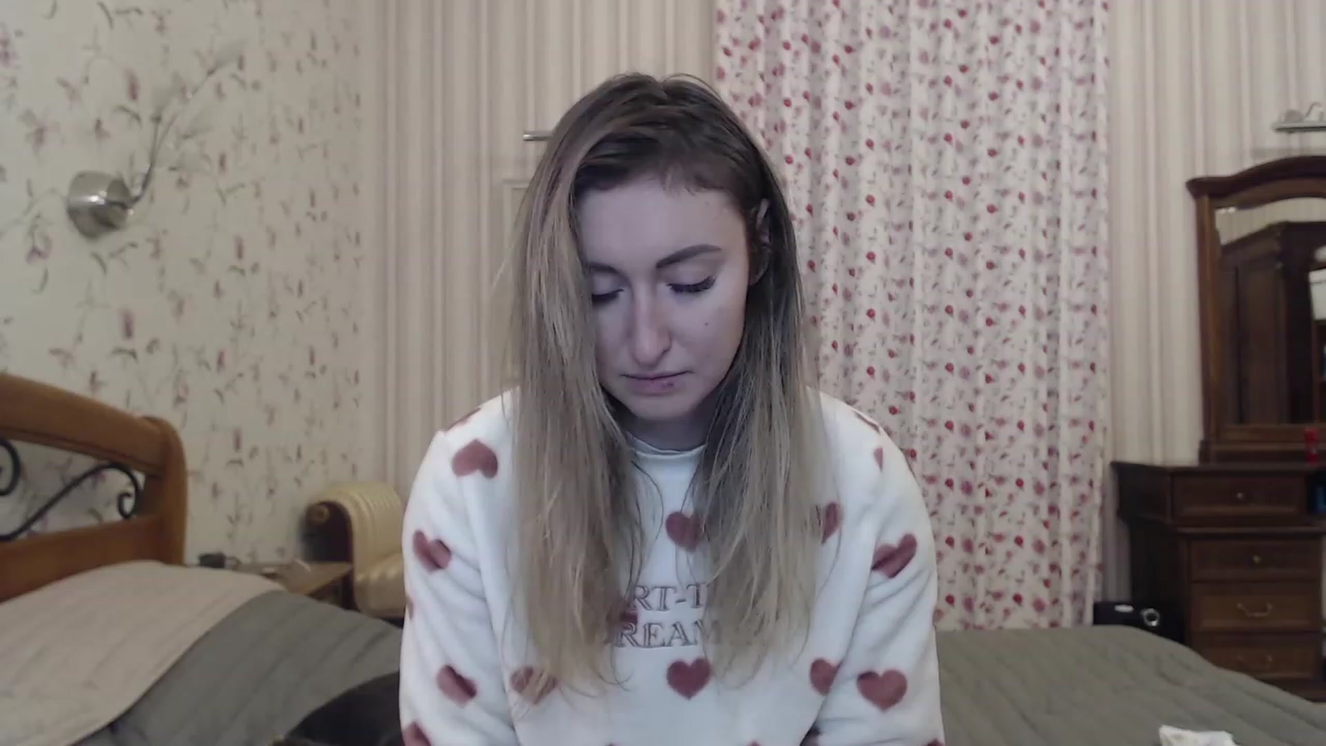 Gallery image thumbnail from Veronica_4u's myfreecams stream on, 01/16/2023, 17:13 image 3 of 20