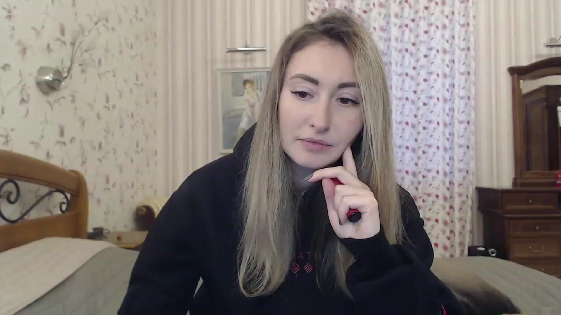 Gallery image thumbnail from Veronica_4u's myfreecams stream on, 01/18/2023, 14:38 image 6 of 20