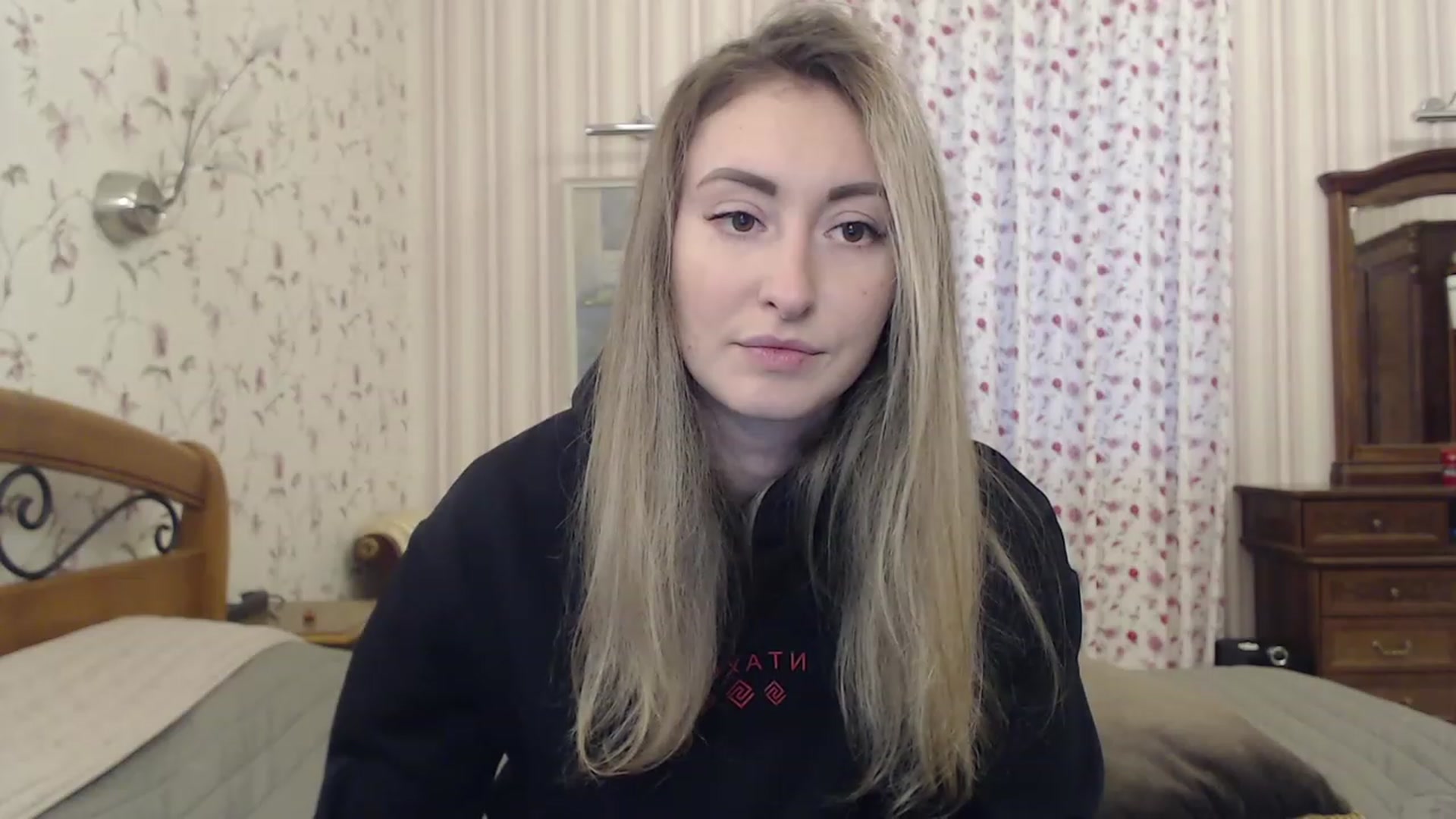 Gallery image thumbnail from Veronica_4u's myfreecams stream on, 01/18/2023, 14:38 image 8 of 20