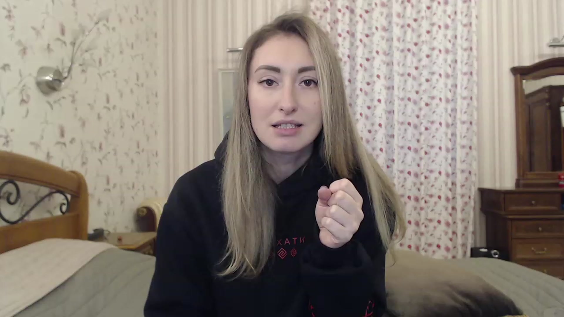 Gallery image thumbnail from Veronica_4u's myfreecams stream on, 01/18/2023, 14:38 image 14 of 20