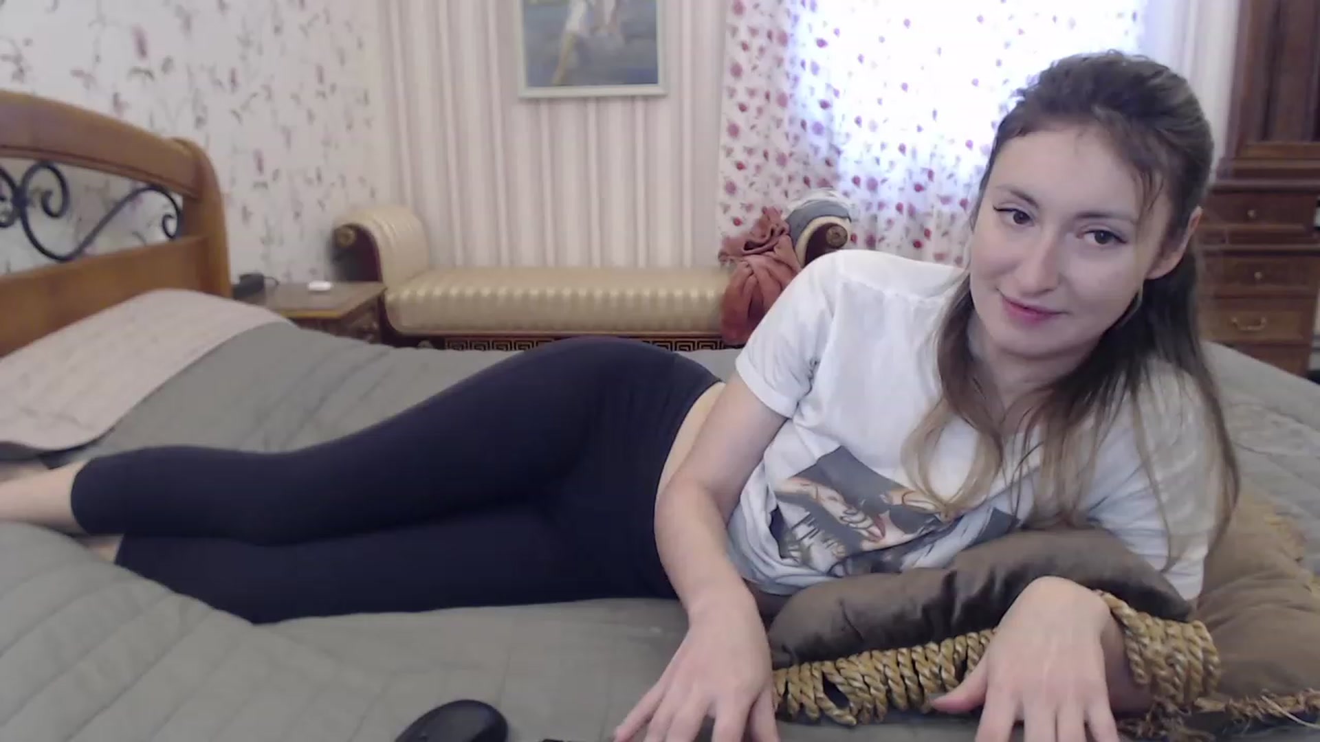 Gallery image thumbnail from Veronica_4u's myfreecams stream on, 01/22/2023, 07:22 image 14 of 20