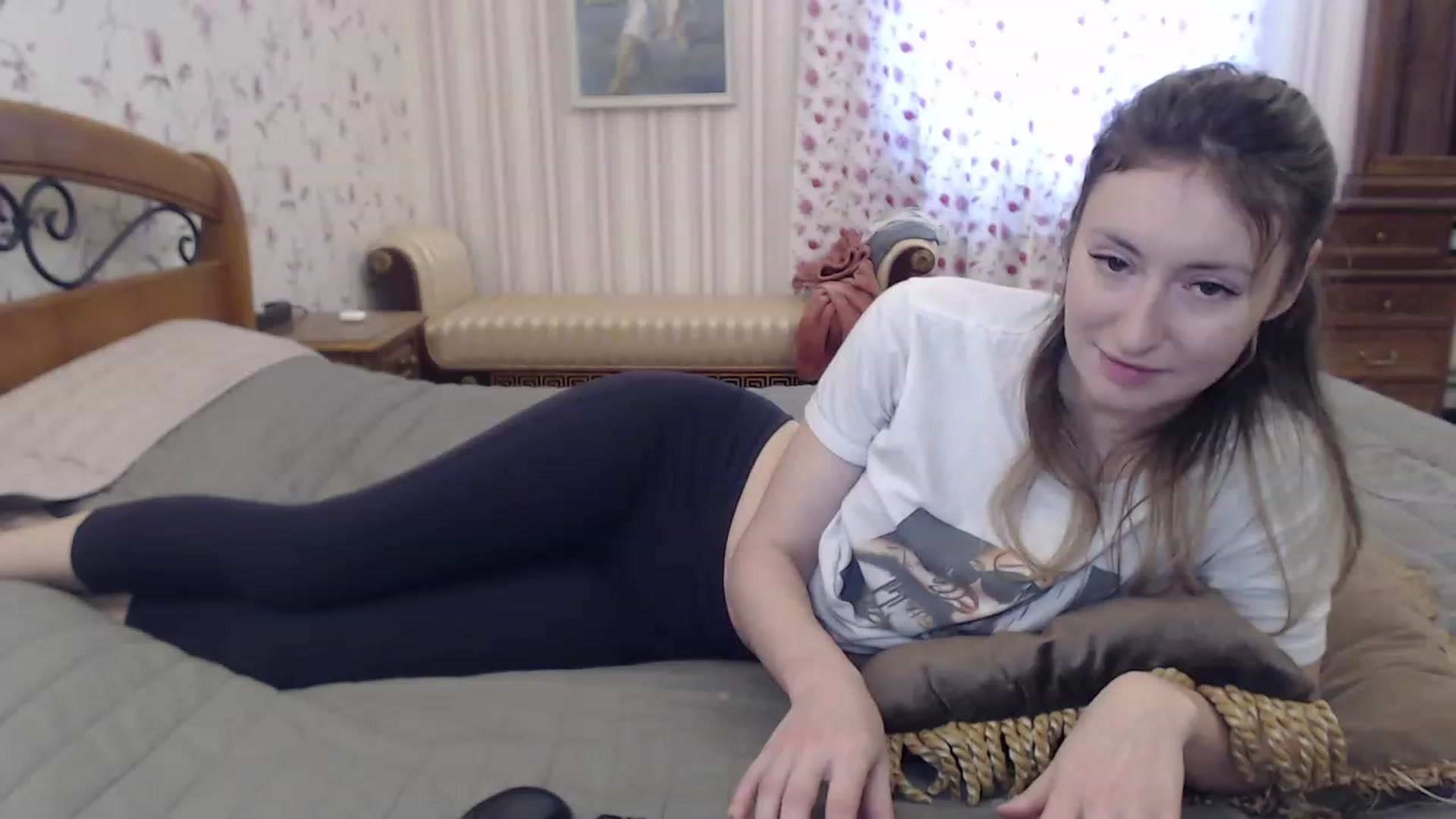 Gallery image thumbnail from Veronica_4u's myfreecams stream on, 01/22/2023, 07:22 image 13 of 20