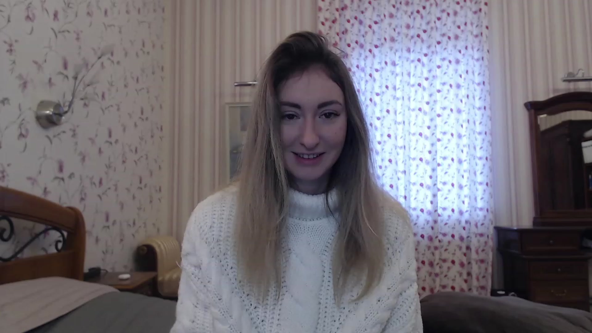 Gallery image thumbnail from Veronica_4u's myfreecams stream on, 01/23/2023, 07:55 image 2 of 20