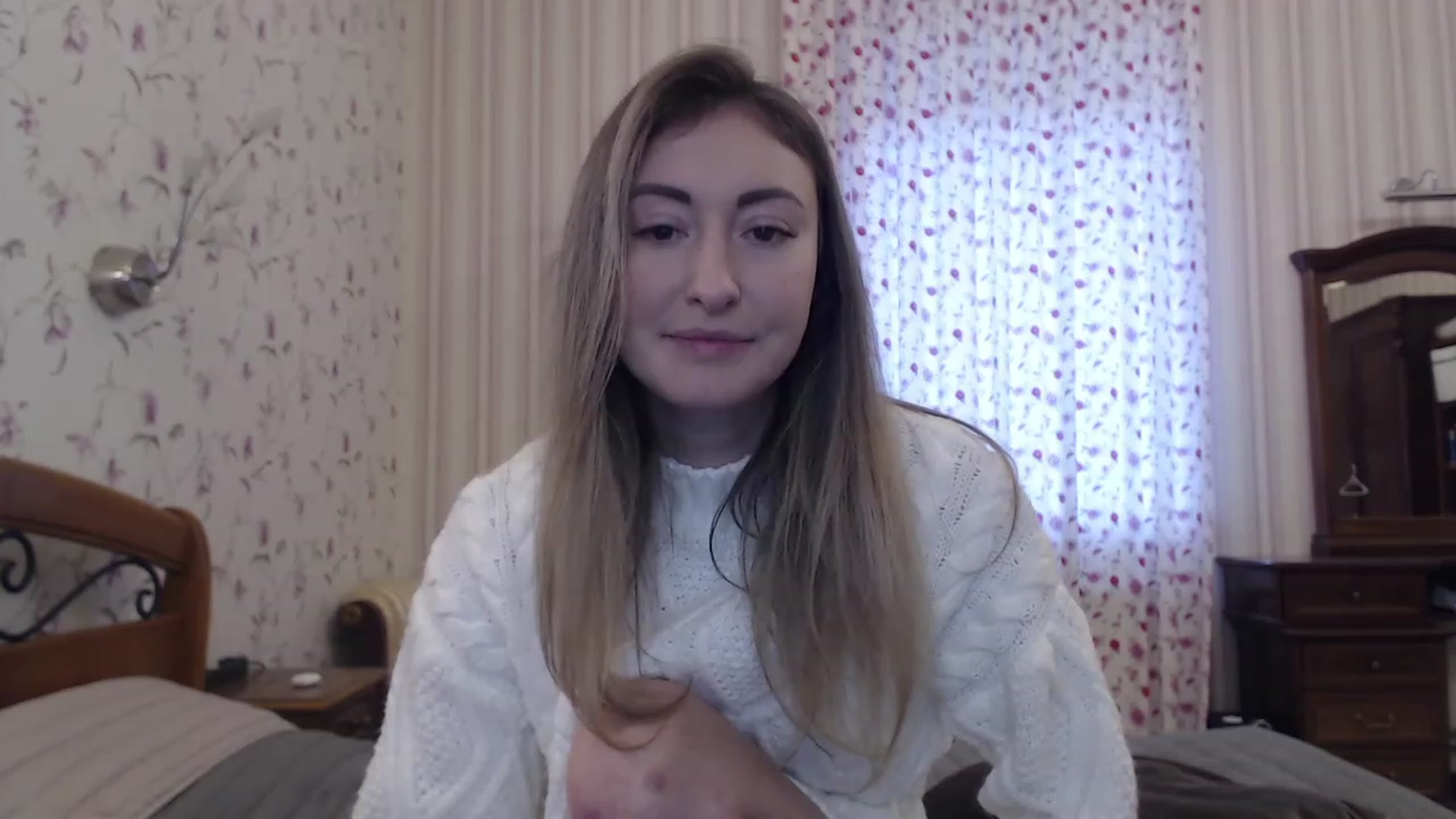 Gallery image thumbnail from Veronica_4u's myfreecams stream on, 01/23/2023, 08:36 image 19 of 20