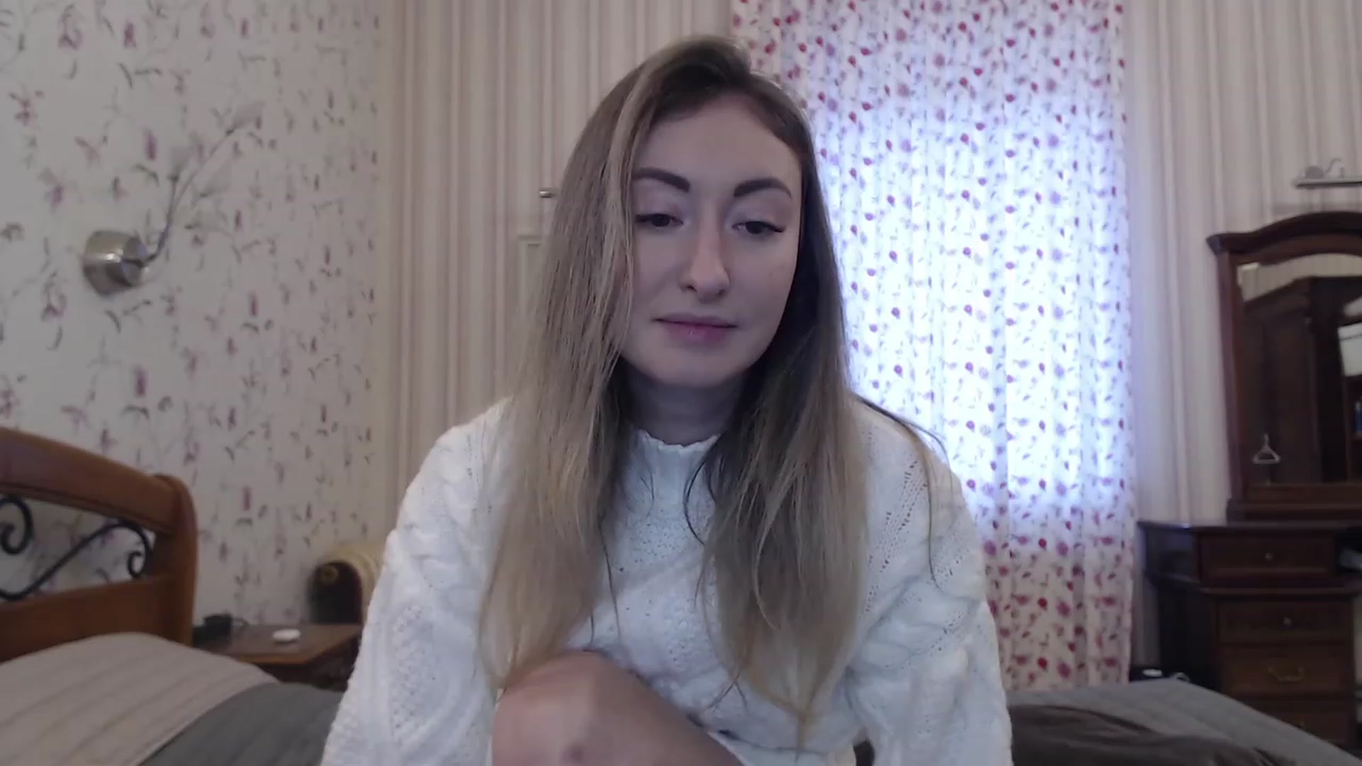 Gallery image thumbnail from Veronica_4u's myfreecams stream on, 01/23/2023, 08:36 image 11 of 20