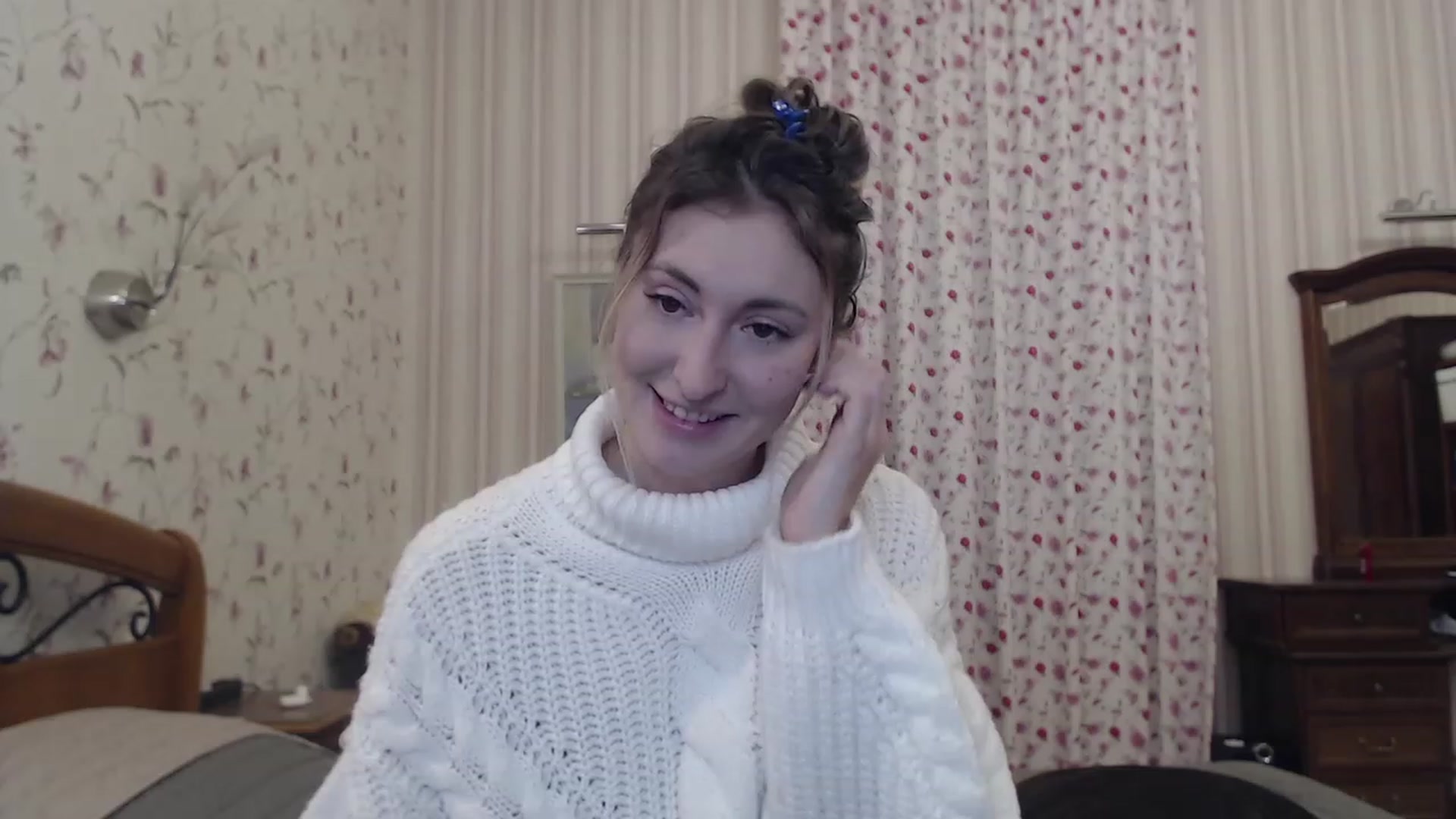 Gallery image thumbnail from Veronica_4u's myfreecams stream on, 01/25/2023, 20:06 image 13 of 20