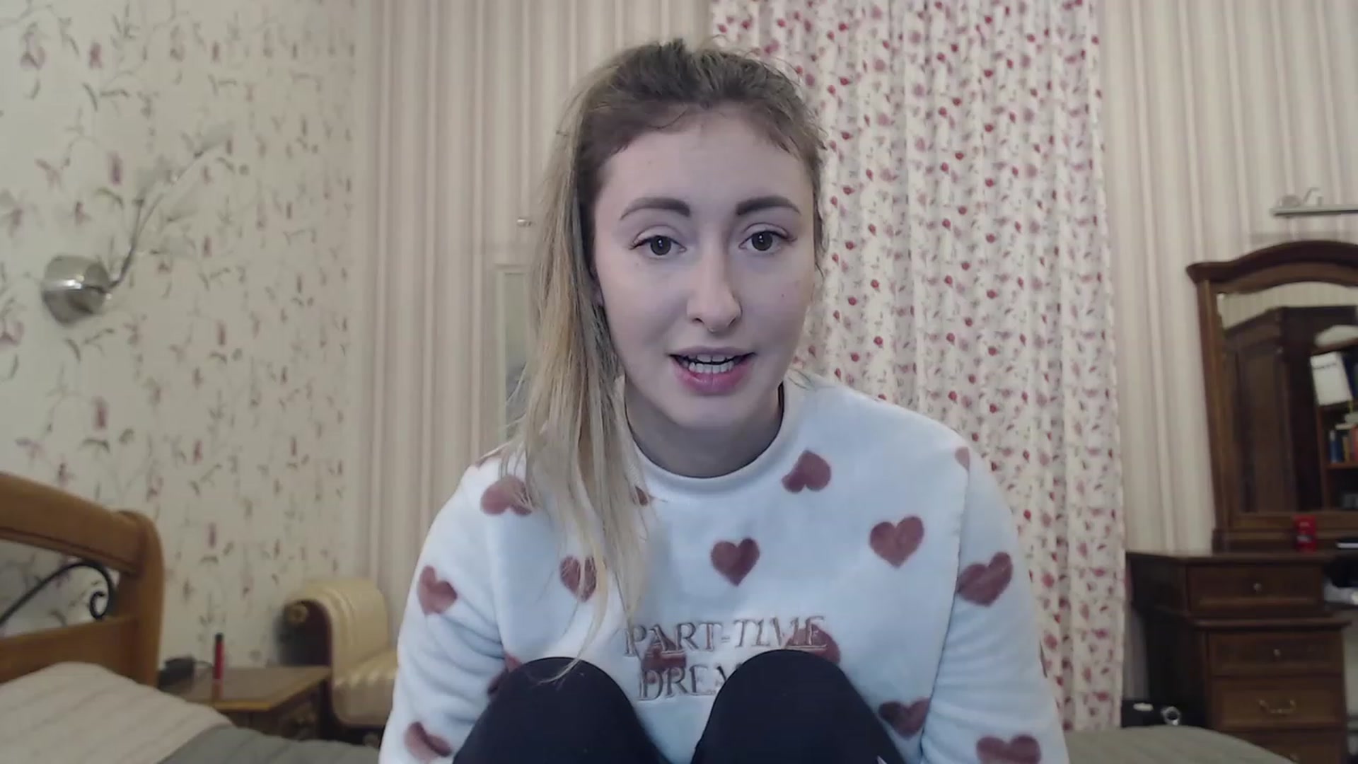 Gallery image thumbnail from Veronica_4u's myfreecams stream on, 01/26/2023, 17:45 image 10 of 20