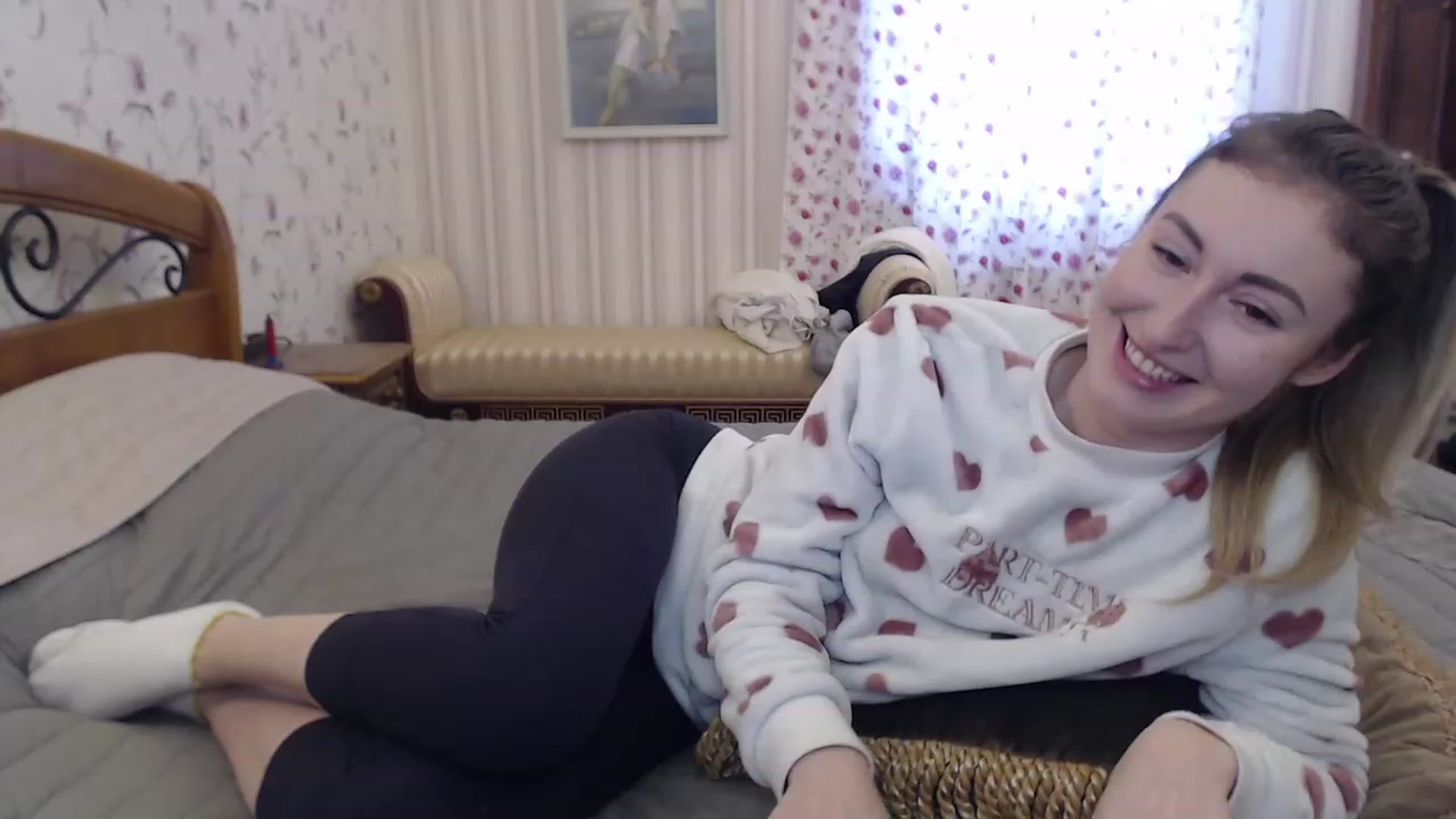 Gallery image thumbnail from Veronica_4u's myfreecams stream on, 01/28/2023, 12:53 image 13 of 20