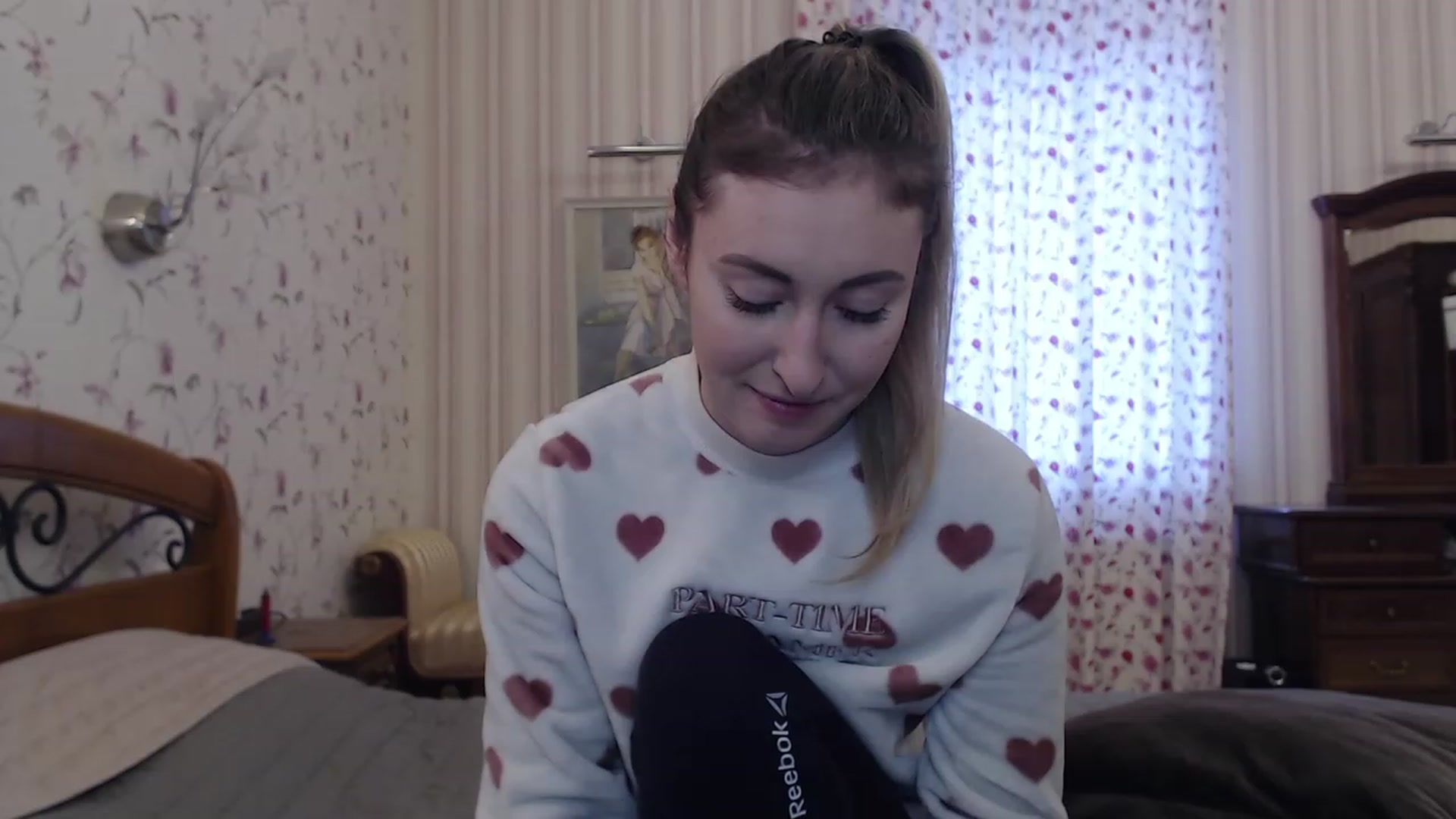 Gallery image thumbnail from Veronica_4u's myfreecams stream on, 01/28/2023, 12:53 image 8 of 20