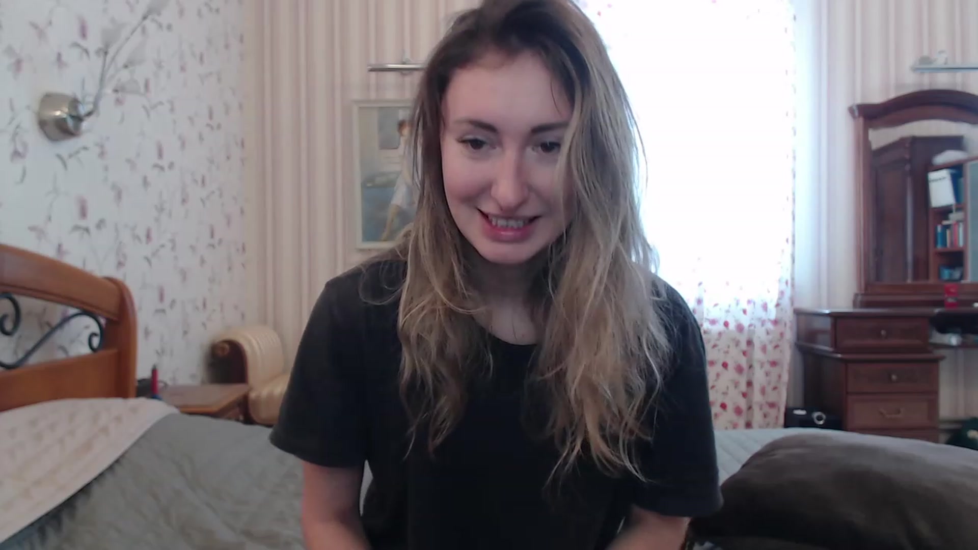 Gallery image thumbnail from Veronica_4u's myfreecams stream on, 01/29/2023, 09:05 image 7 of 20