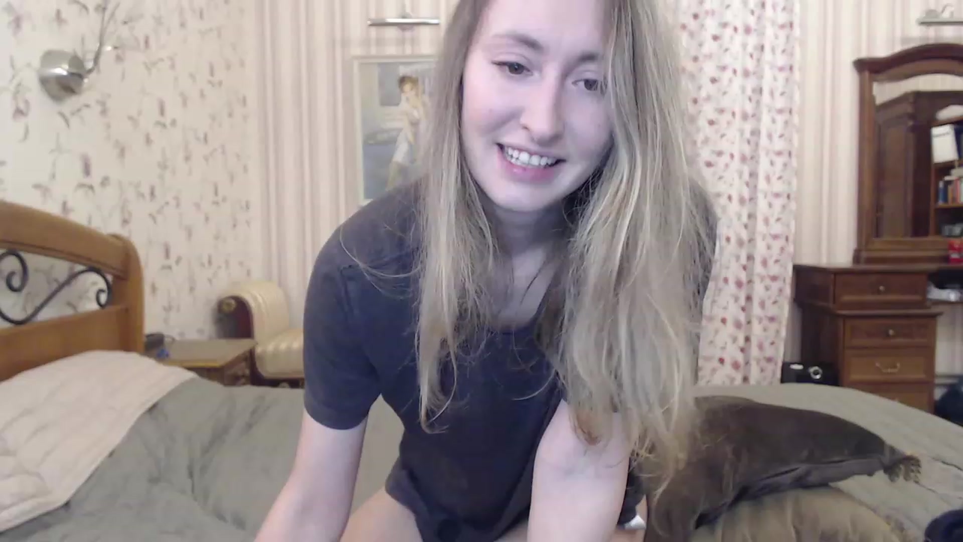 Gallery image thumbnail from Veronica_4u's myfreecams stream on, 01/29/2023, 17:13 image 1 of 20