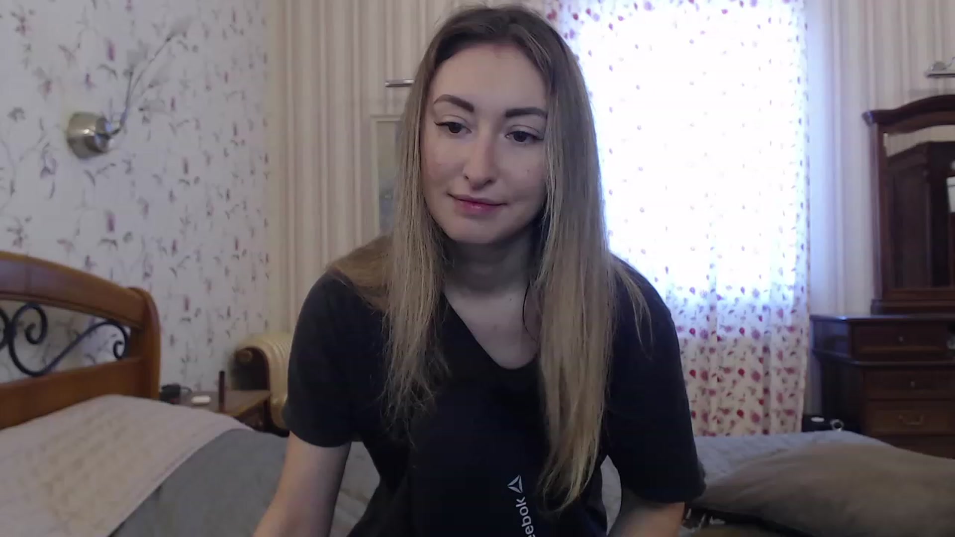 Gallery image thumbnail from Veronica_4u's myfreecams stream on, 01/30/2023, 09:04 image 5 of 20