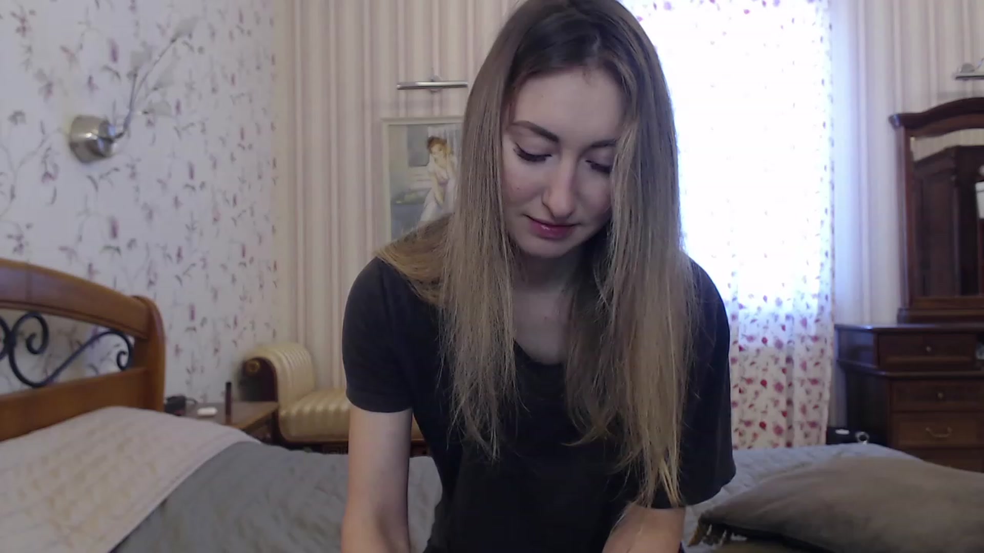 Gallery image thumbnail from Veronica_4u's myfreecams stream on, 01/30/2023, 09:04 image 7 of 20